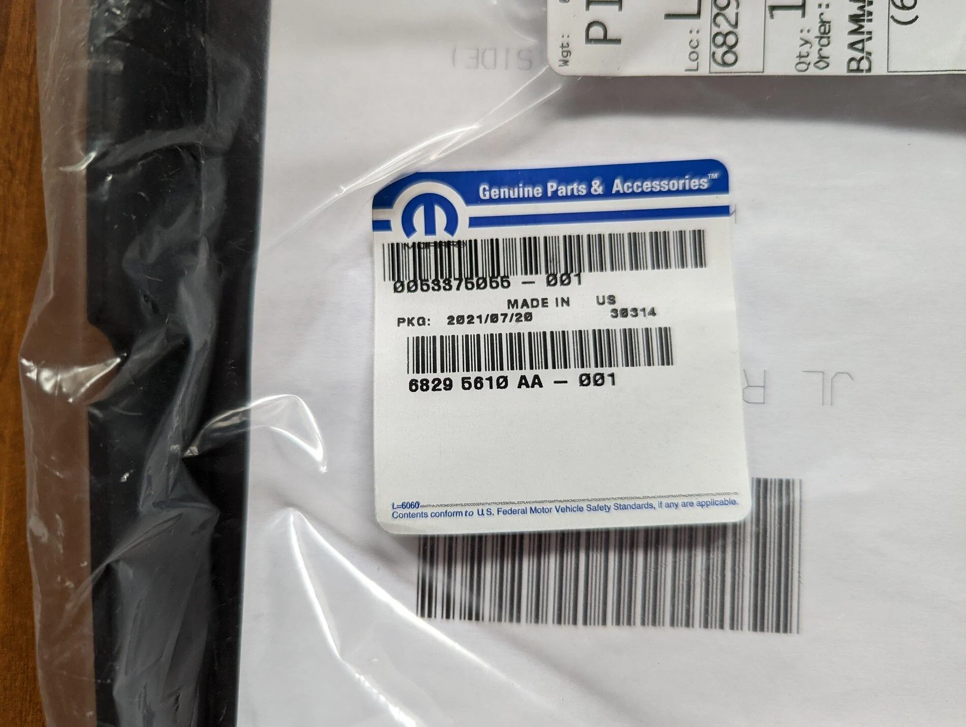 Jeep Gladiator STL Area IL/MO Stock Rubicon Bumper w-LEDs, Stock Metal Skid, Brackets, Bumper Trim, Locknuts, Brackets, and License Plate Bracket - make an offer PXL_20211122_145947236