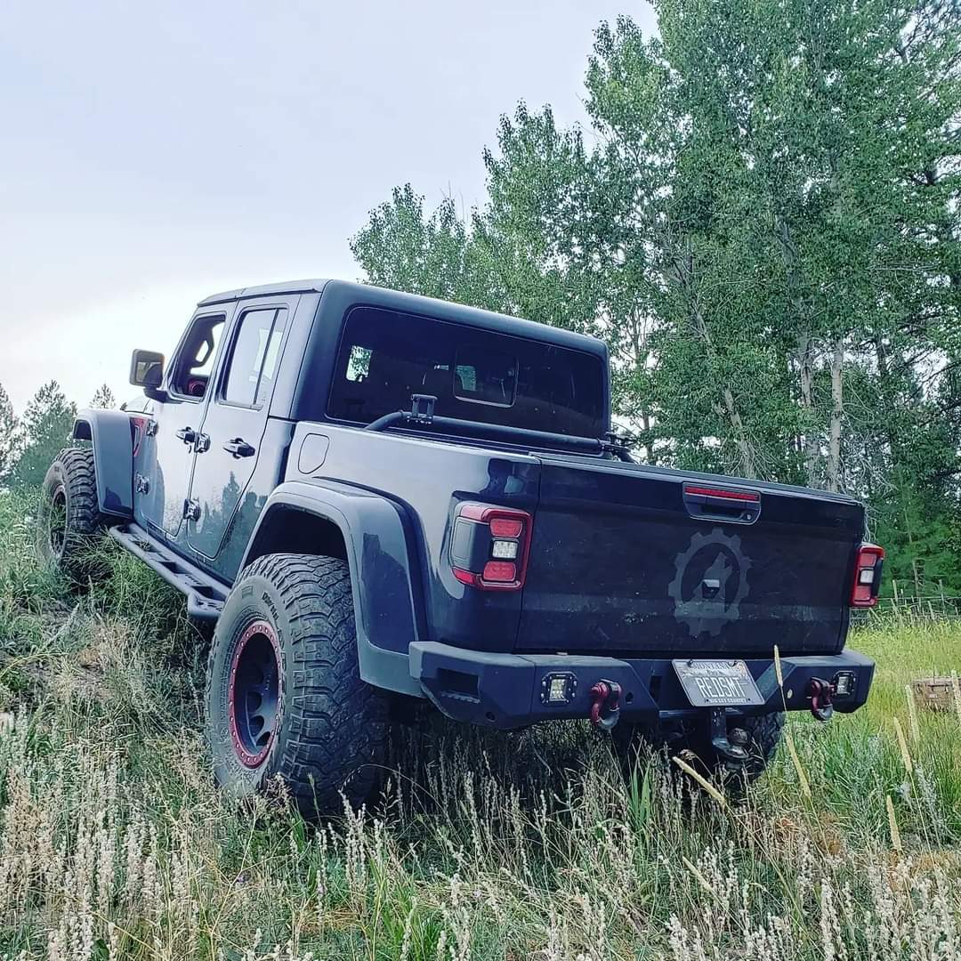 Jeep Gladiator Bed Chop??!!! FB_IMG_1637616236452