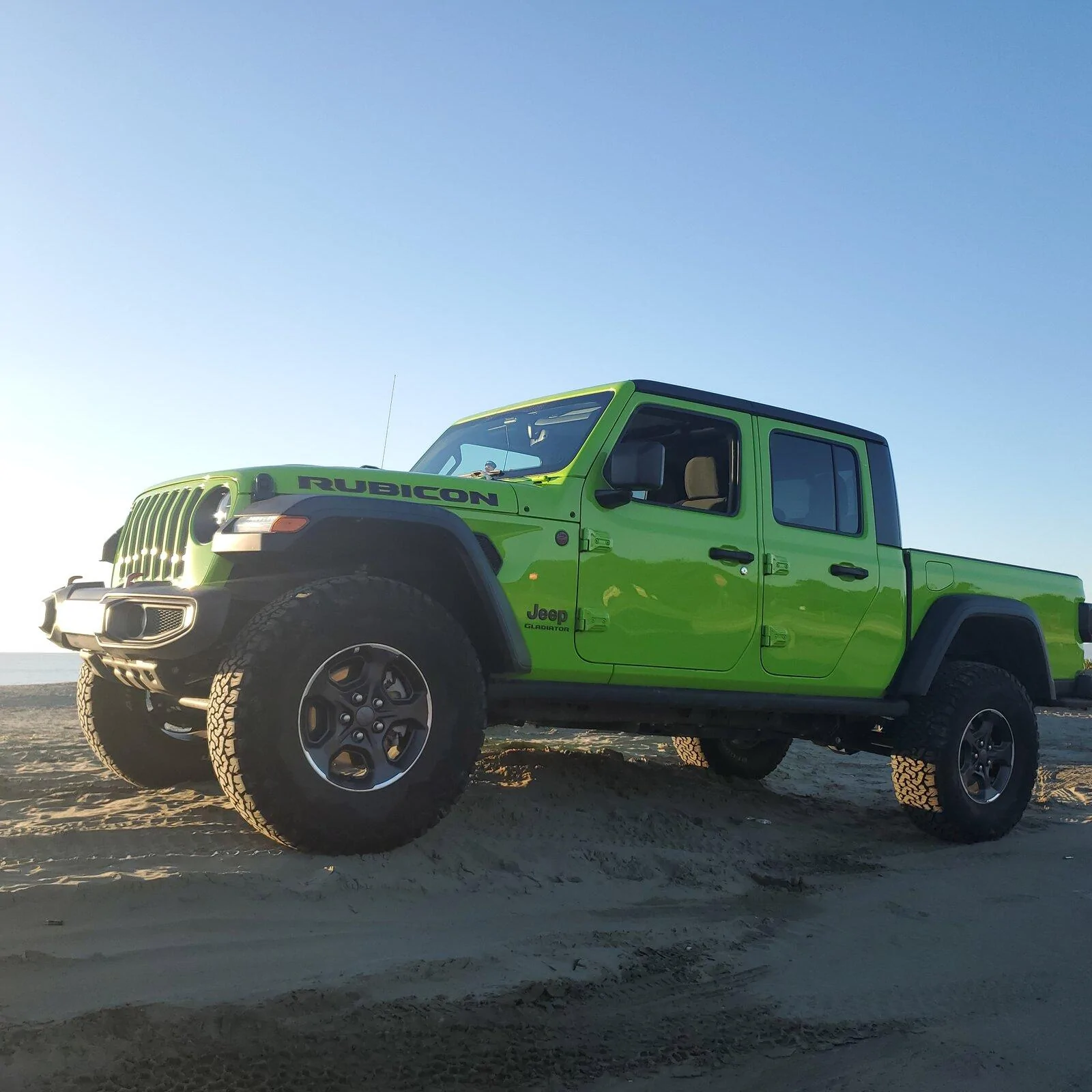 Jeep Gladiator 37s with 17” or 18” wheels.. can’t decide.. ANY PICS?? 20211122_161104