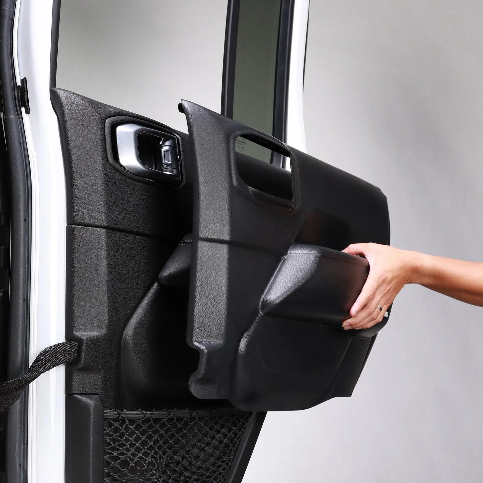 Jeep Gladiator THINSKINZ - Gladiator Forum Discount ThinSkinz-Door Protectors-Access-Iso Install 1-Satin Finish (1800x1800)