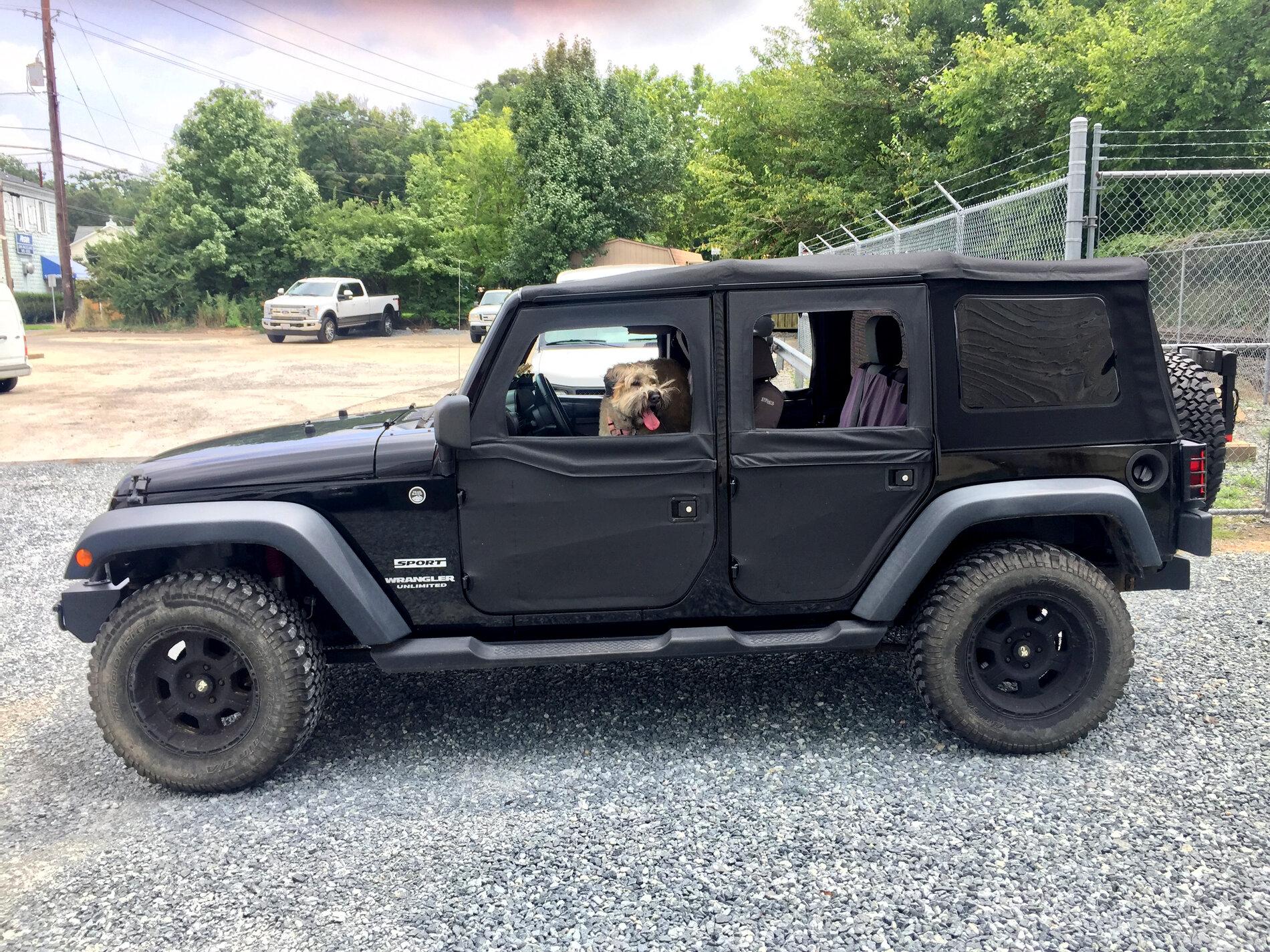 Jeep Gladiator What other Jeeps do you own? 4C66A7C3-D316-480E-A0BE-CA2B2D390D70