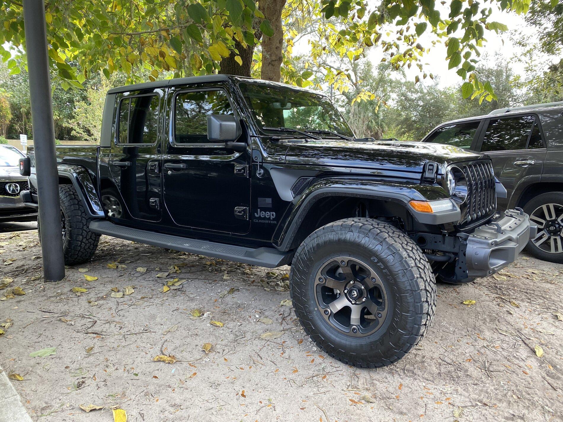 Jeep Gladiator The Philistine thread - non-lifted Gladiators and not likely to be, either C3B3B442-7B0E-41DB-A307-60A5C32FA112
