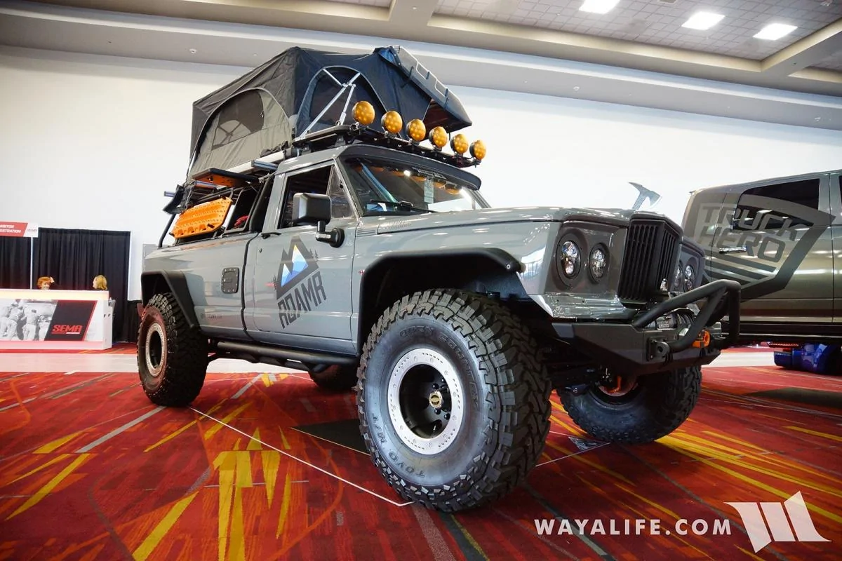 Jeep Gladiator Not a JT but some SEMA Jeep Trucks 20171029160111-e094cbe5-m