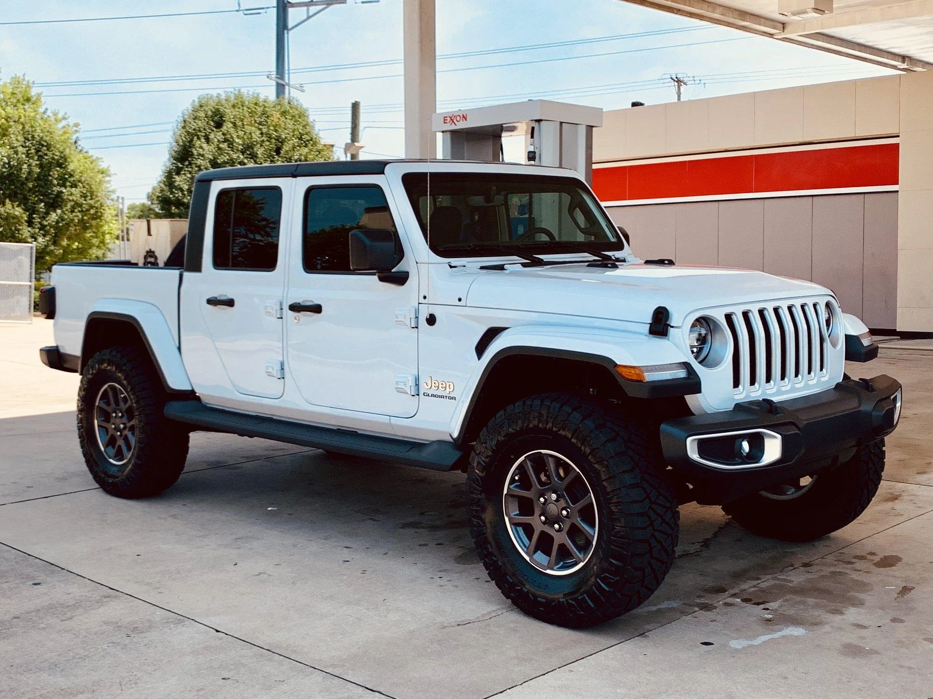Jeep Gladiator Gladiators on Mopar 2" Lift Kit CD2FAA01-25CA-4384-842F-DEACF5F31871