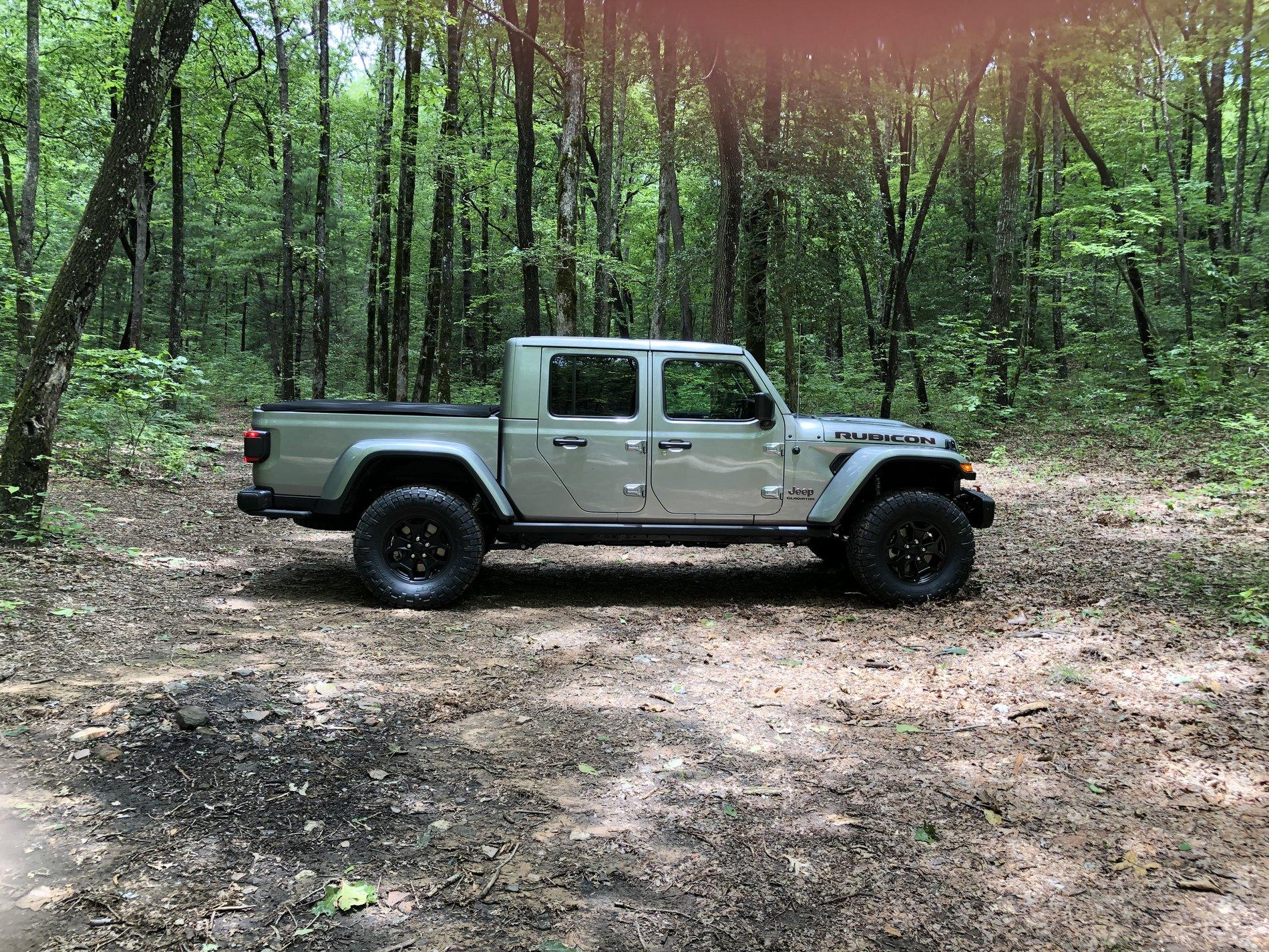 Jeep Gladiator Knocked the new off her today... 7966946A-A0F6-43FA-9ABB-8164B74BCC84