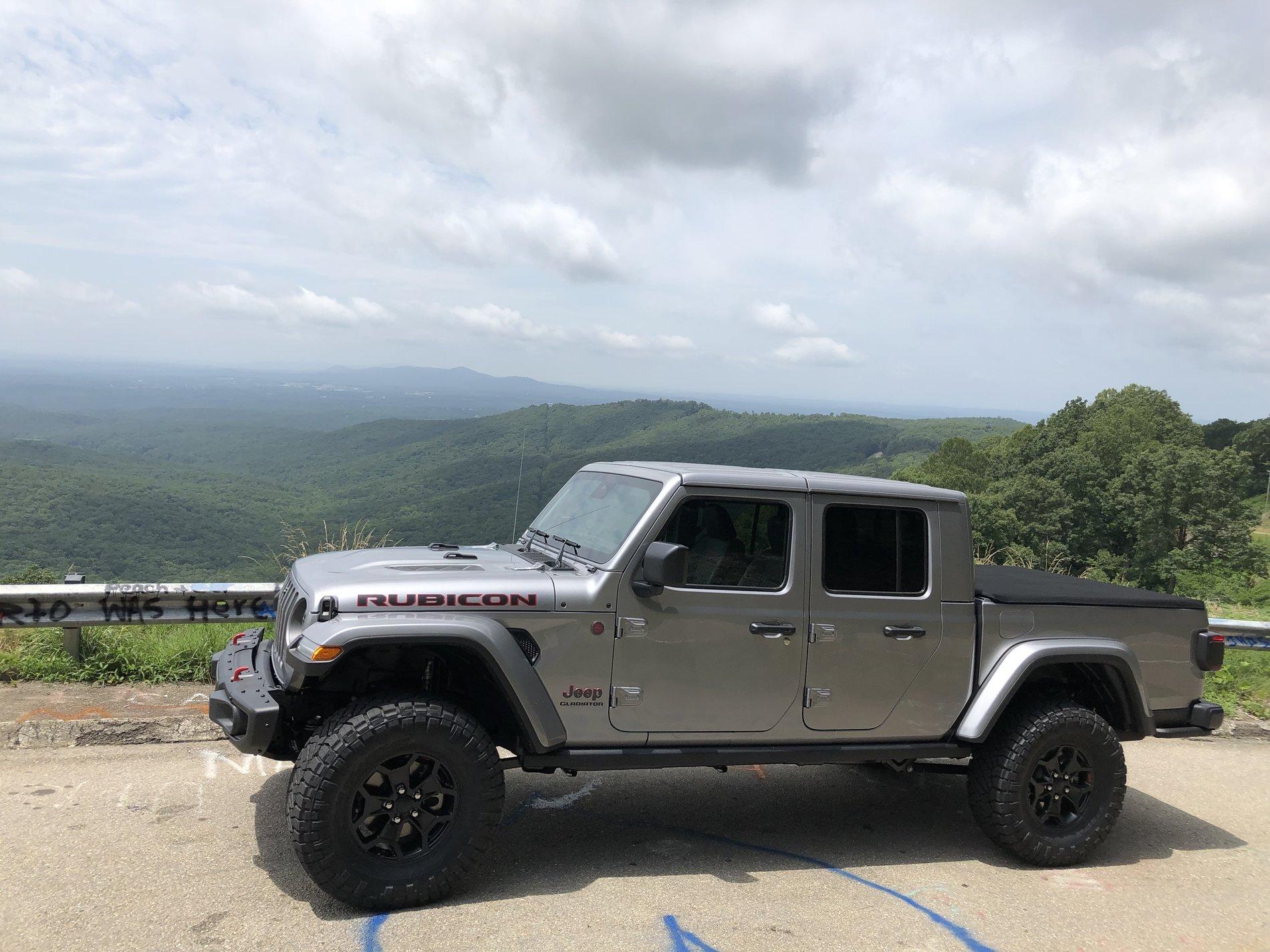 Jeep Gladiator Knocked the new off her today... 038D9512-CA7C-41BF-9A1F-C2A124B27C54