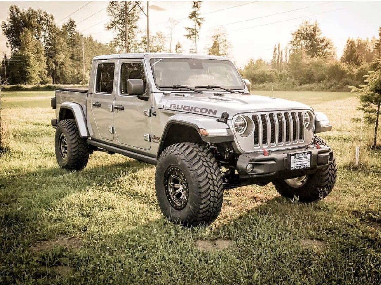 Jeep Gladiator BILLET SILVER Gladiator JT Club CA2FDB8C-ED71-4D23-844A-229F52D1B246