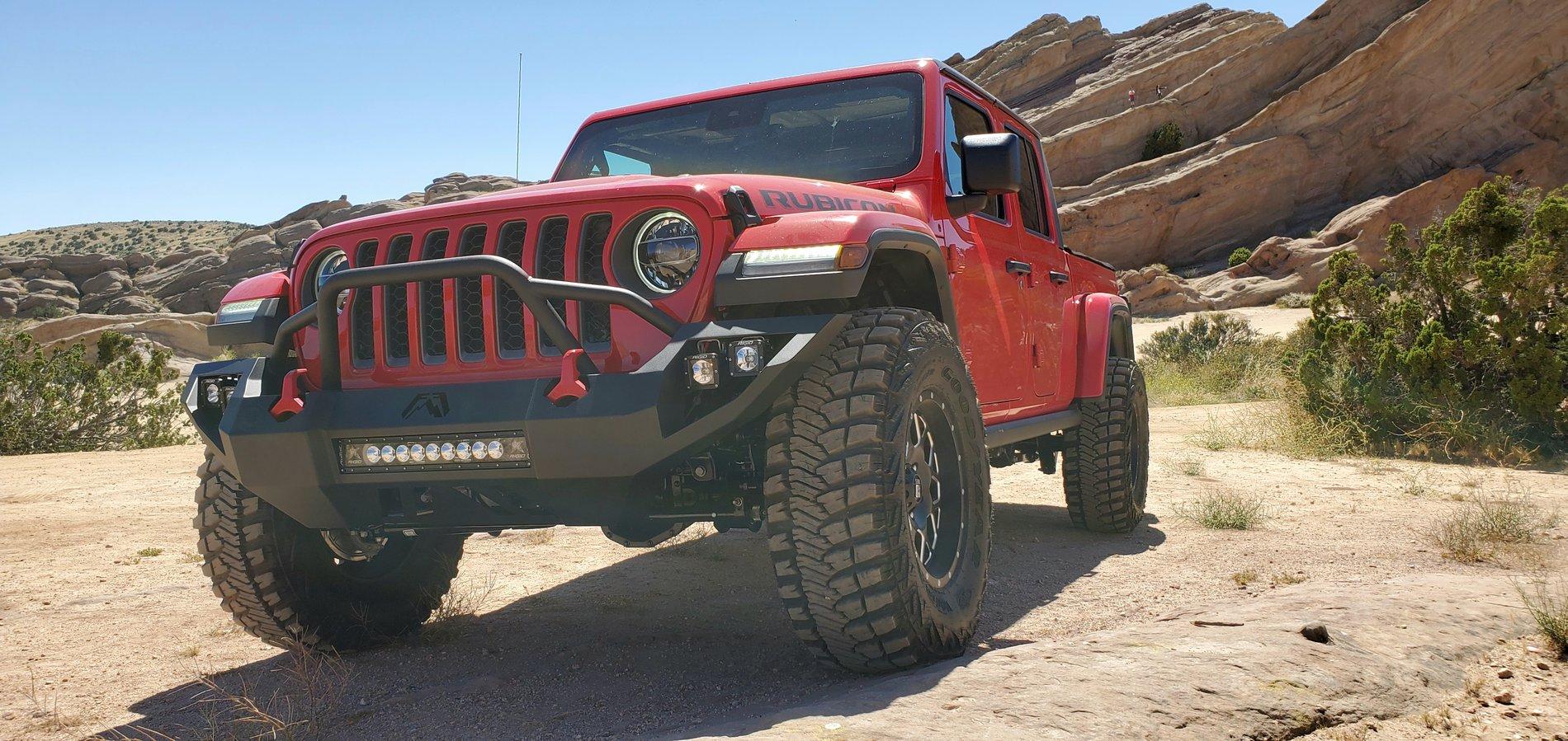 Jeep Gladiator FIRECRACKER RED Gladiator JT Club 20190623_170745
