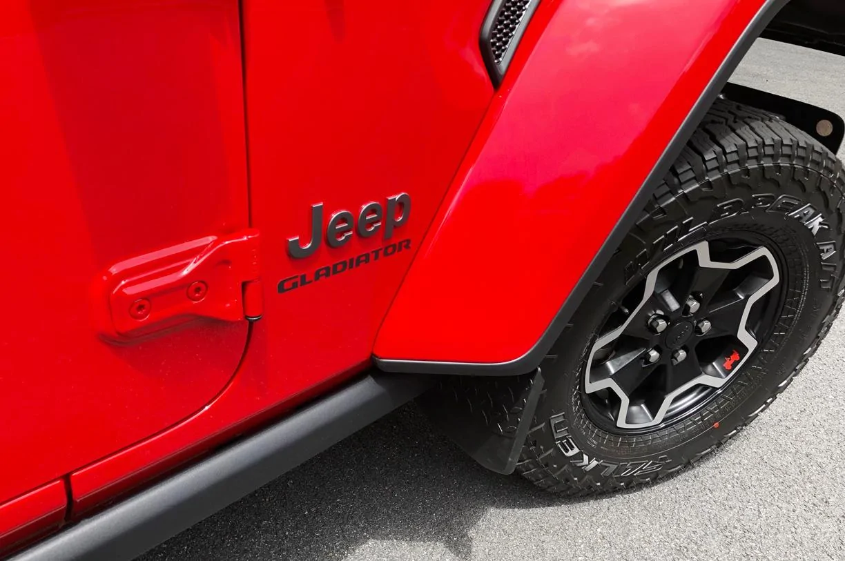 Jeep Gladiator Low Cost Mud Guards for your Pickup - Mike Mas f0
