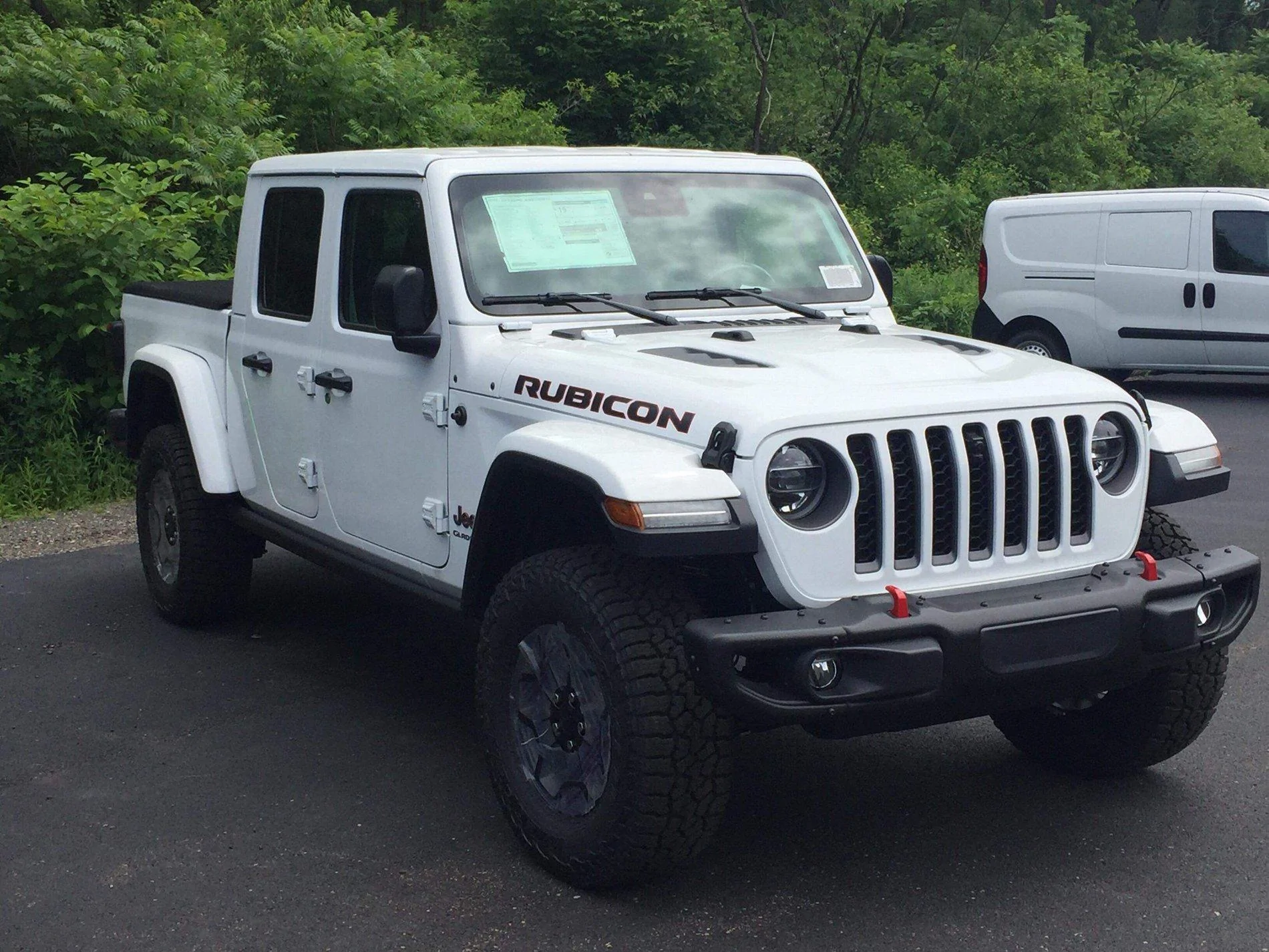 Jeep Gladiator BRIGHT WHITE Gladiator JT Club 33419621-D2EB-4871-9D66-4846CFB559D6