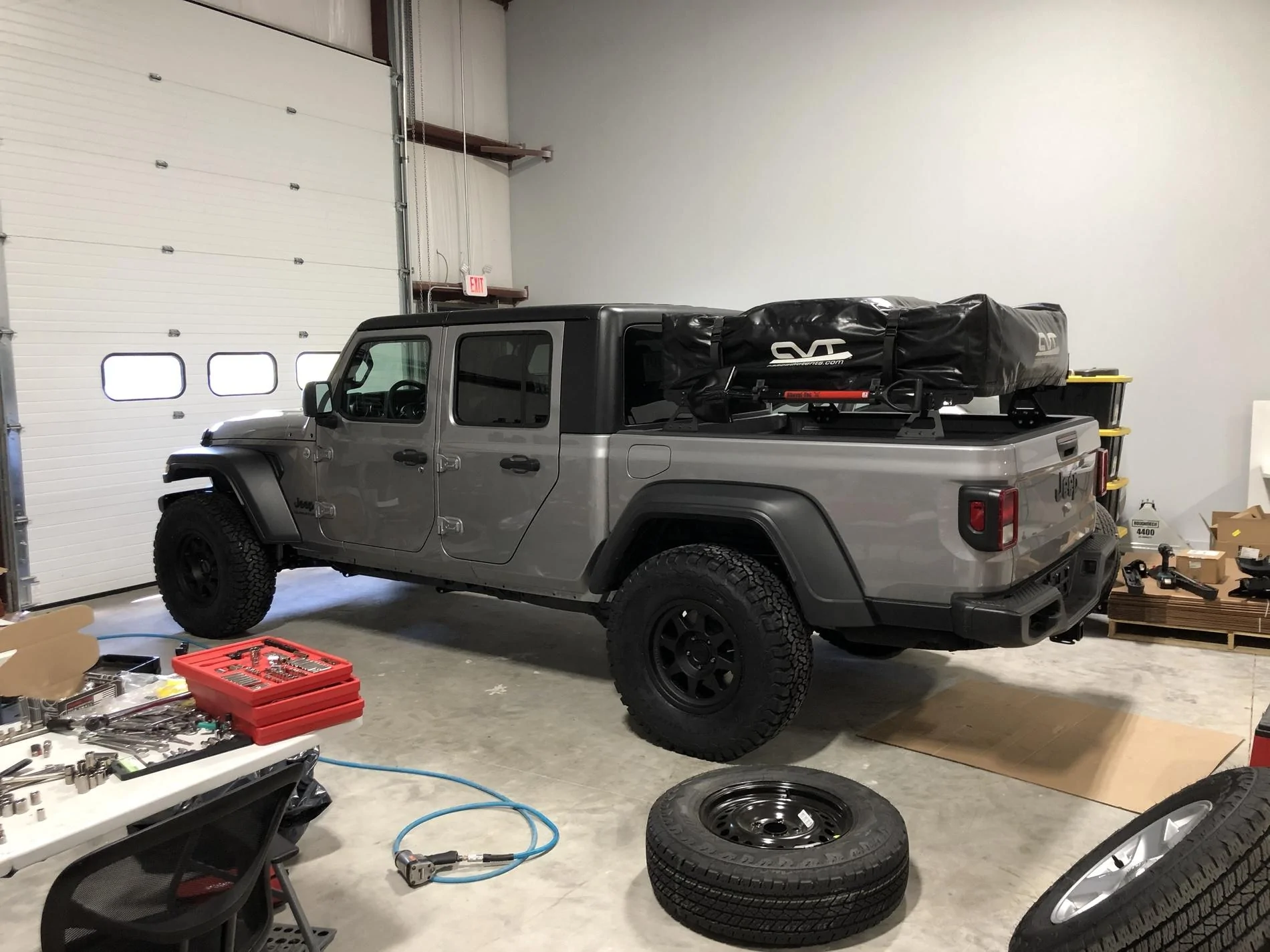 Jeep Gladiator Tops! Canopy / covers / toppers / racks possibilities for Gladiator - Show me! kwi4ct7-jpg