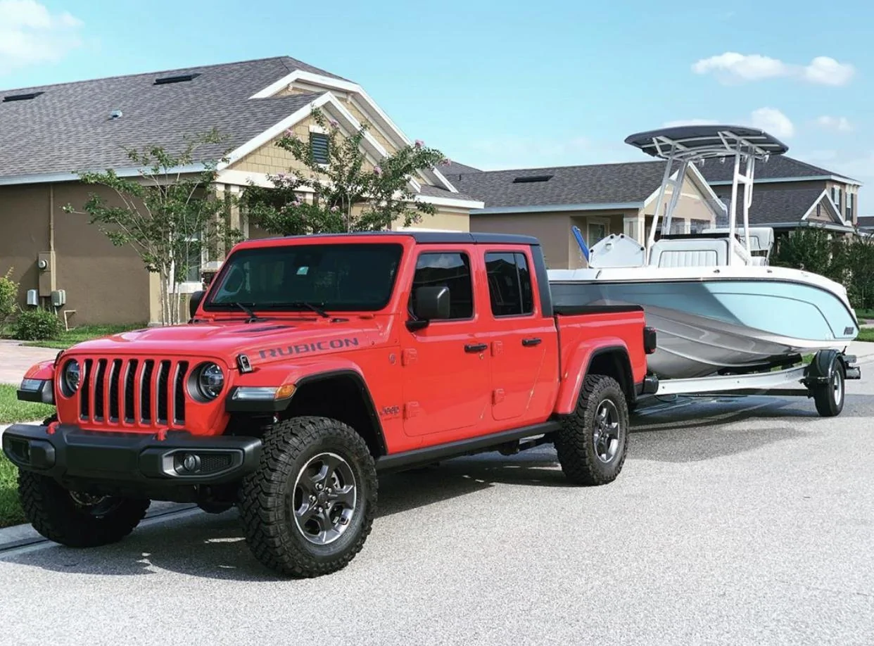 Jeep Gladiator FIRECRACKER RED Gladiator JT Club F552AF75-DE58-4AA8-BB5D-193E5D850294