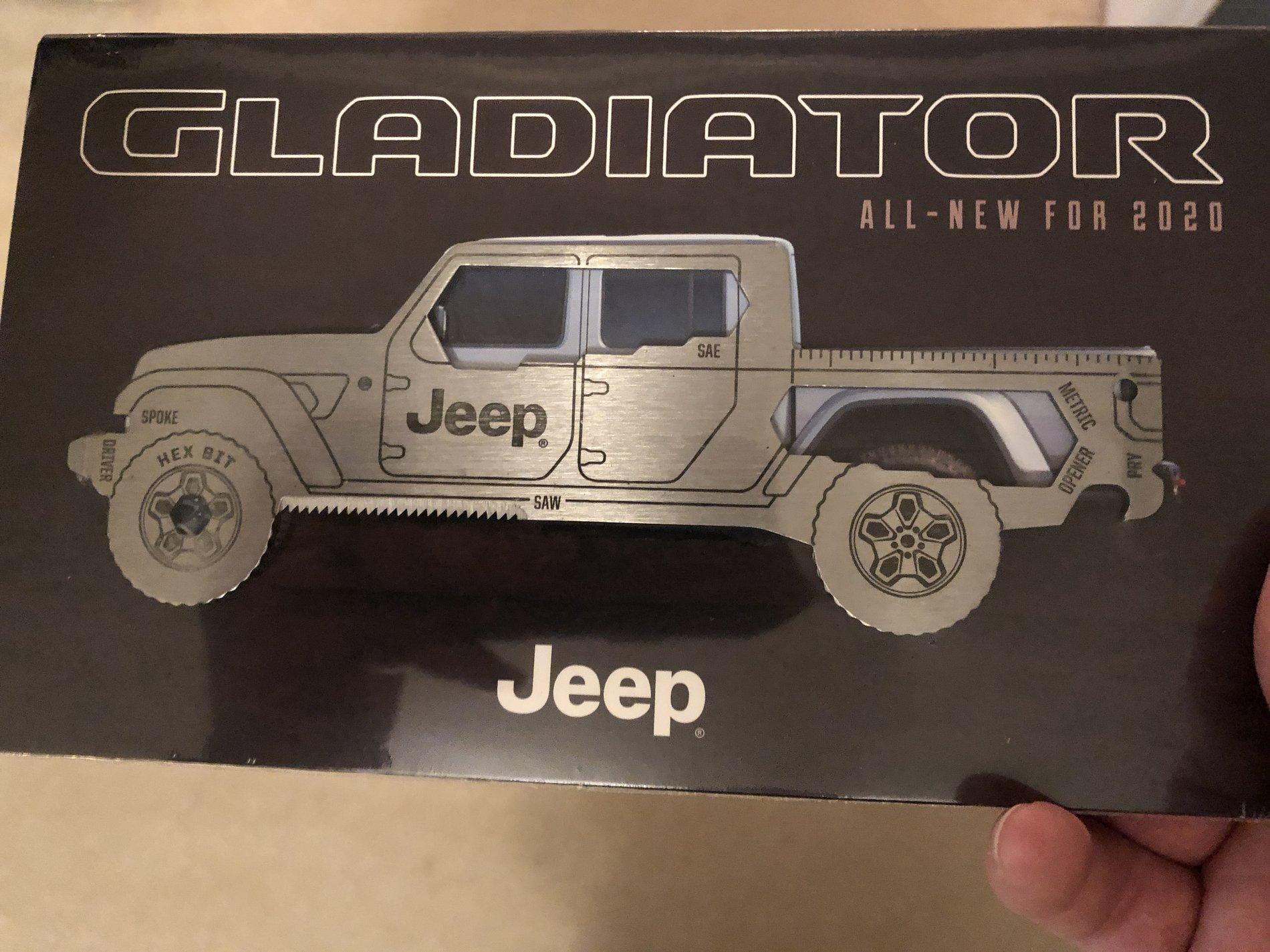 Jeep Gladiator The coveted multi-tool 41156EA4-6036-449D-9ABD-32B83B3EA1B3