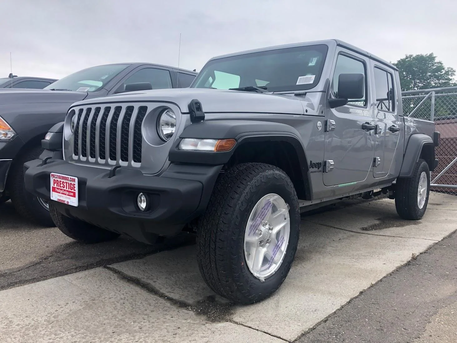 Jeep Gladiator Just ordered my Stingray Gladiator Rubicon! feMufU38vMtgtWKRi-pKGglTy4Q7Gu6uVBIbtYt4NwYABa2dSKOZFaU9Nyx9ZoXXesDenzwidy4oUAJ25=w1463-h1097