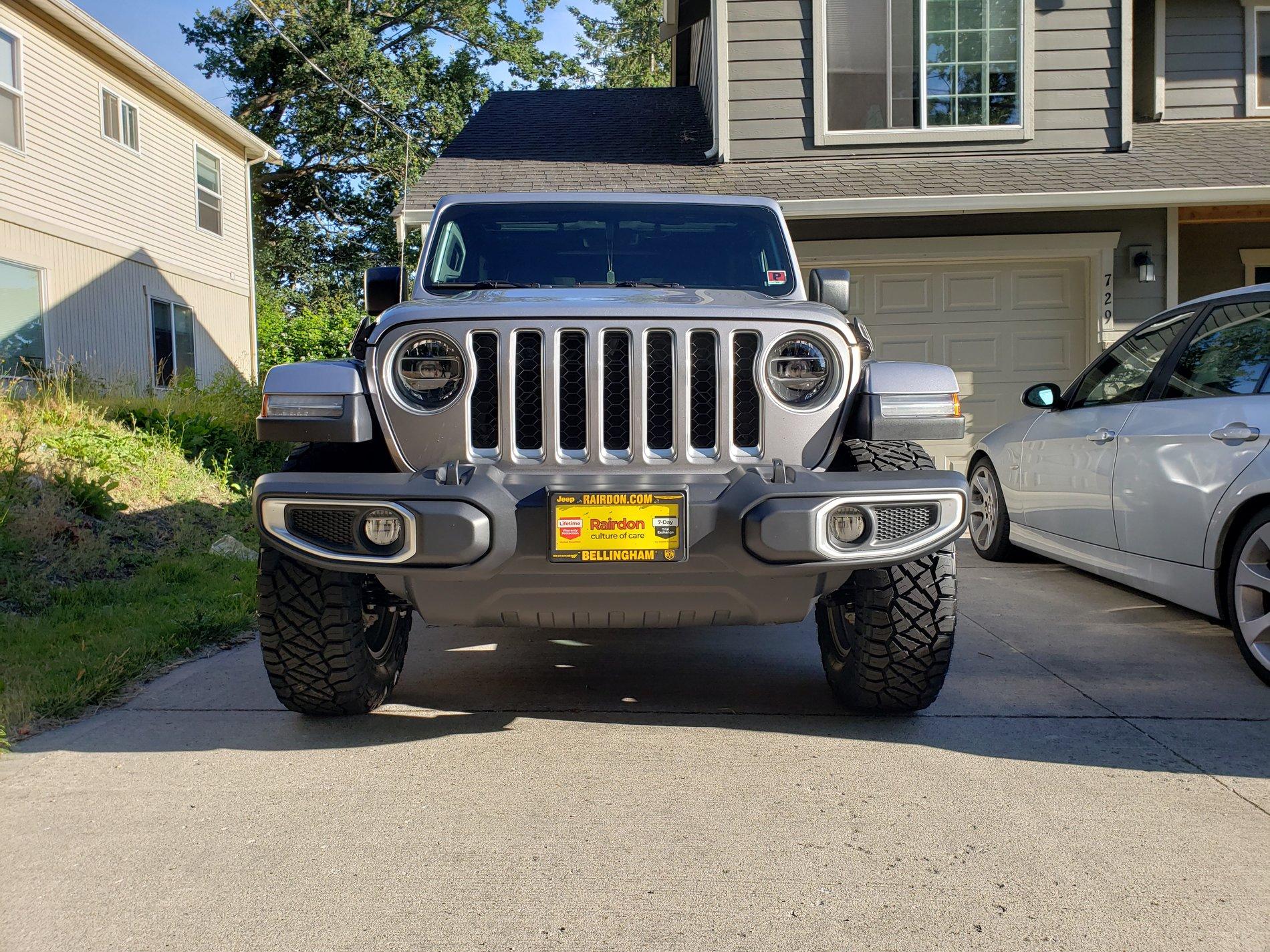 Jeep Gladiator BILLET SILVER Gladiator JT Club 20190617_184455