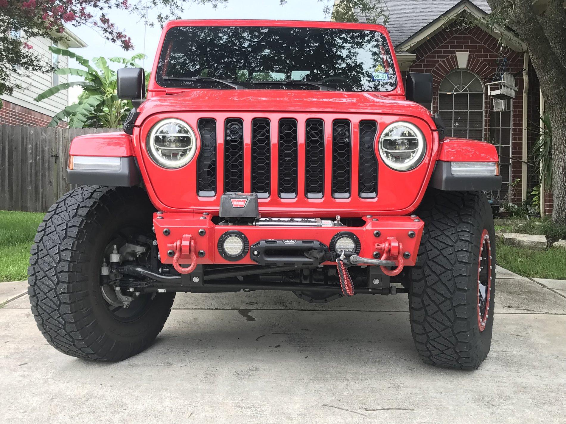 Jeep Gladiator FIRECRACKER RED Gladiator JT Club 0A813888-165D-4D52-A486-16C04DD8DD43