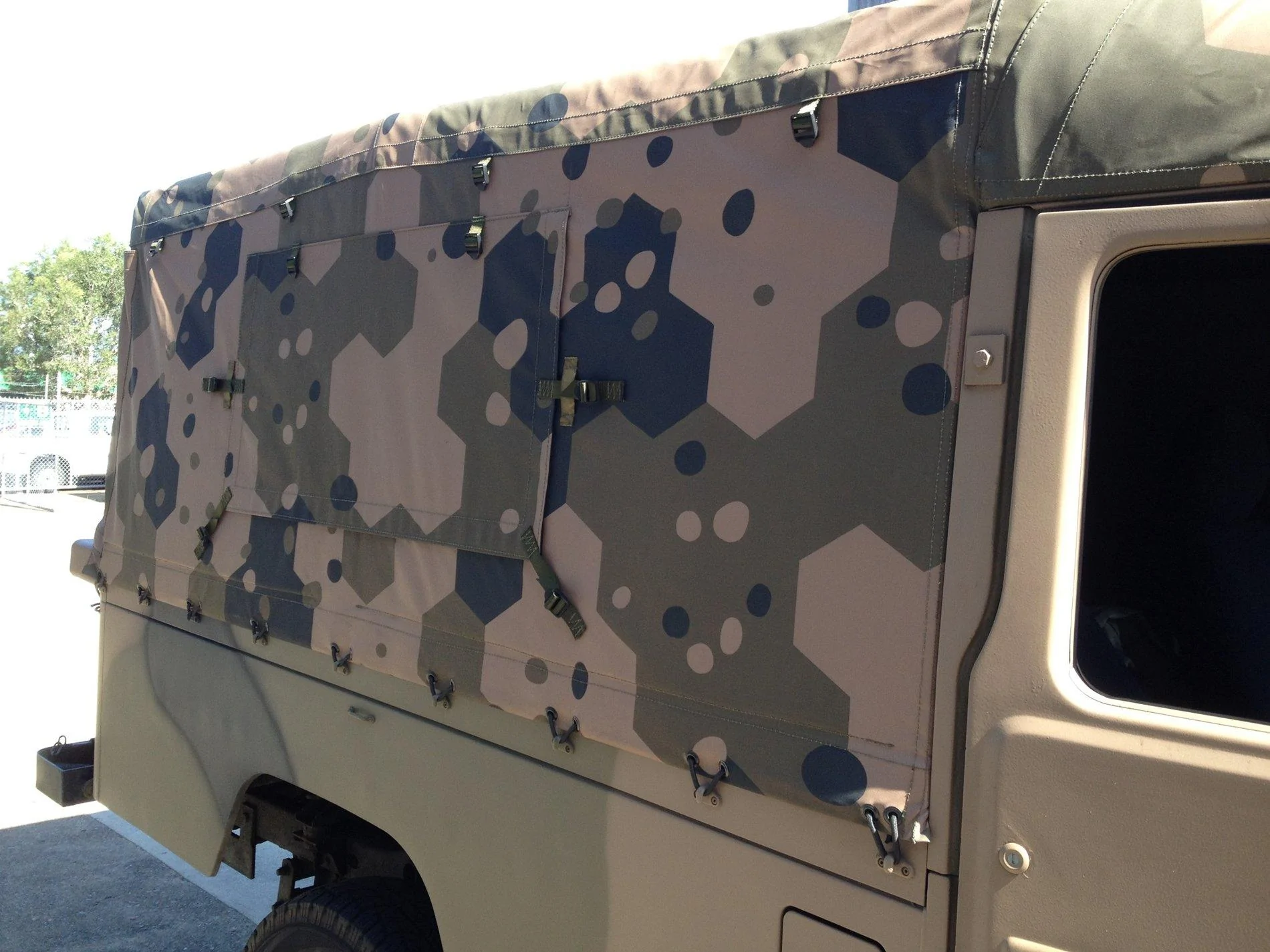 Jeep Gladiator Gladiator Safari Cap (make this) army-camouflage-truck-canopy2
