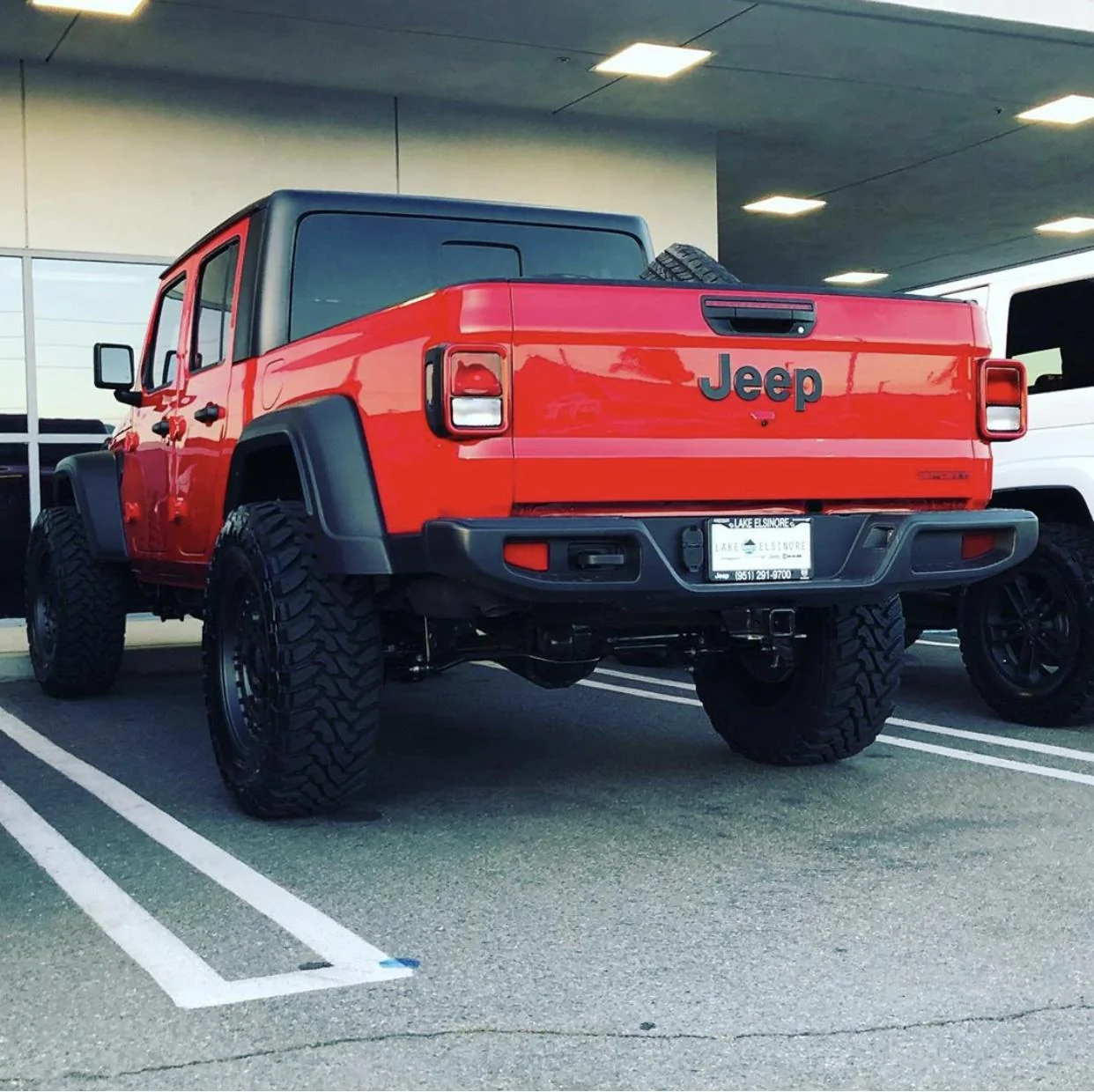 Jeep Gladiator FIRECRACKER RED Gladiator JT Club 1E6CC01C-781A-4741-B1B6-8CC5B8044D46