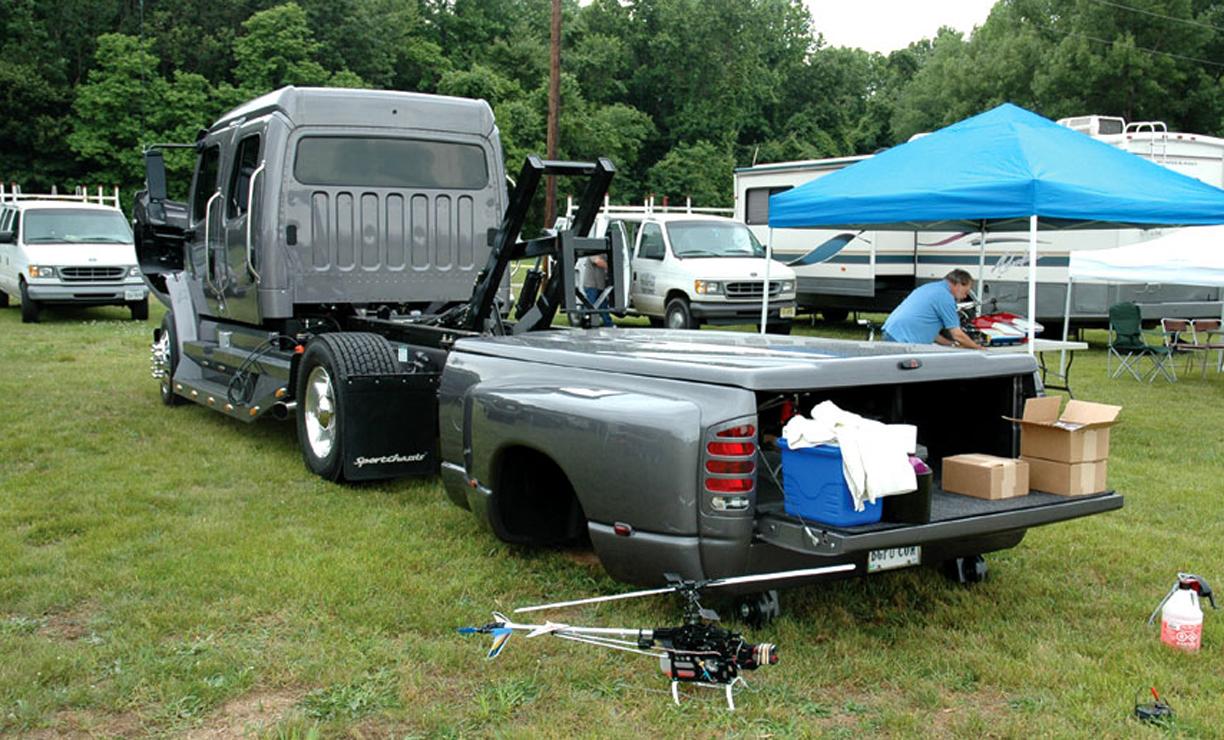Jeep Gladiator Jeep On Major Steroids! - Mike Mas f5