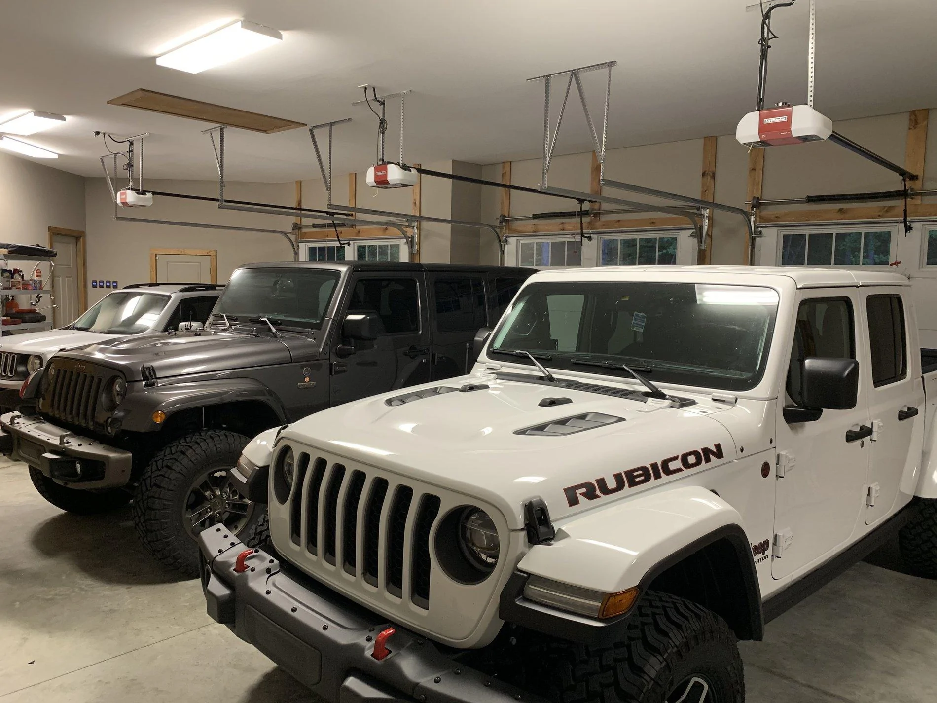 Jeep Gladiator My FireCracker Red Rubicon arrived today today and met his siblings CBE37180-69A5-43DE-A329-95E43131F7EC