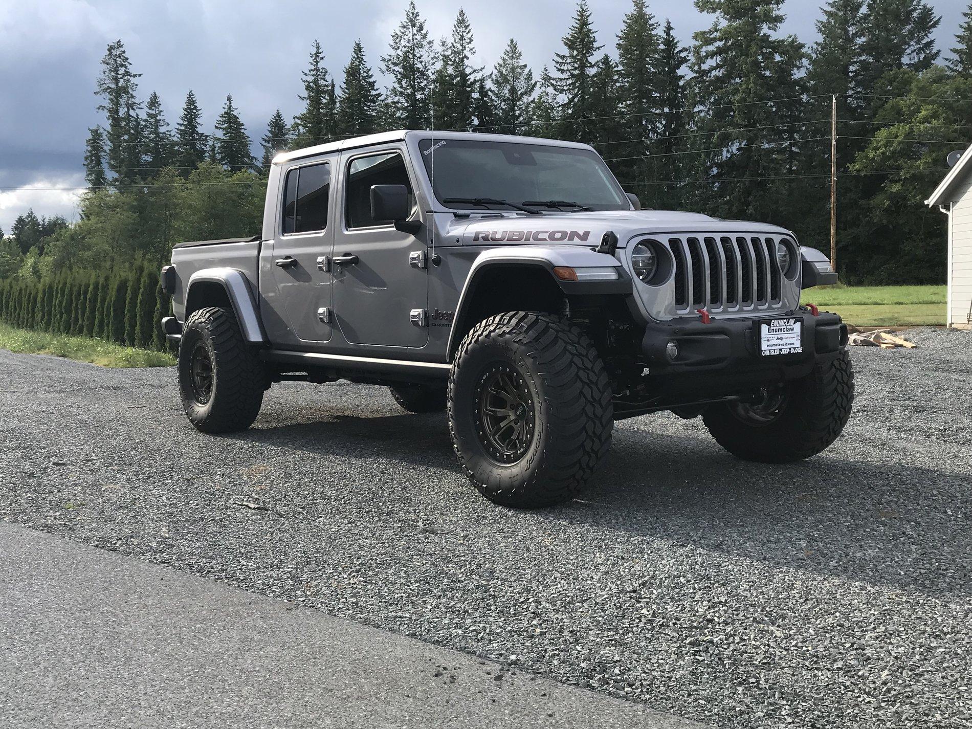 Jeep Gladiator BosRacing JT PreRunner IMG_4728