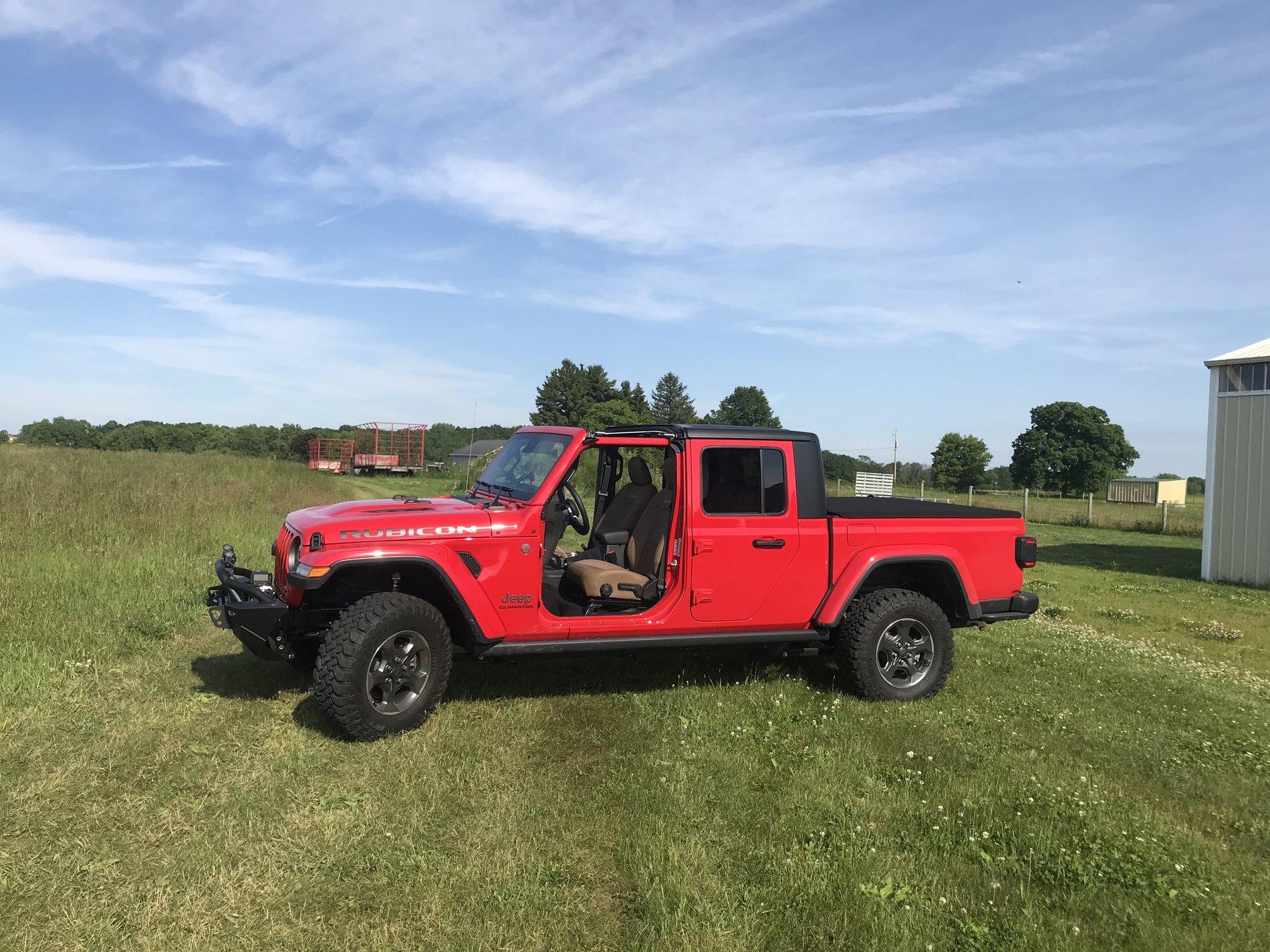 Jeep Gladiator FIRECRACKER RED Gladiator JT Club IMG_3090.JPG
