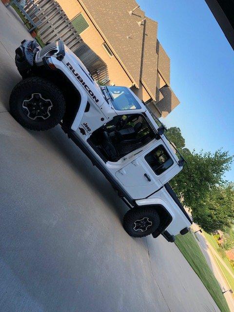 Jeep Gladiator Not Ready to go Full Monty Front Doors Off