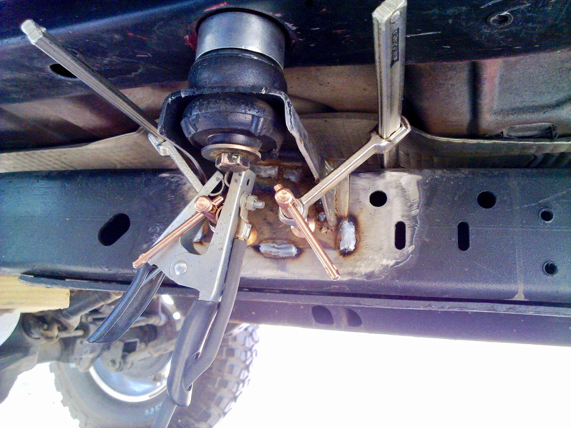 Jeep Gladiator Got Love These Magazine Experts (Morons) 01102009428