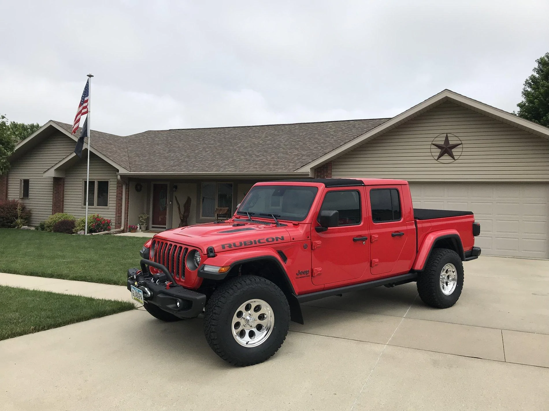 Jeep Gladiator MPG and range C9B46E36-2EF7-4AC3-BFEC-20142F1EC32D