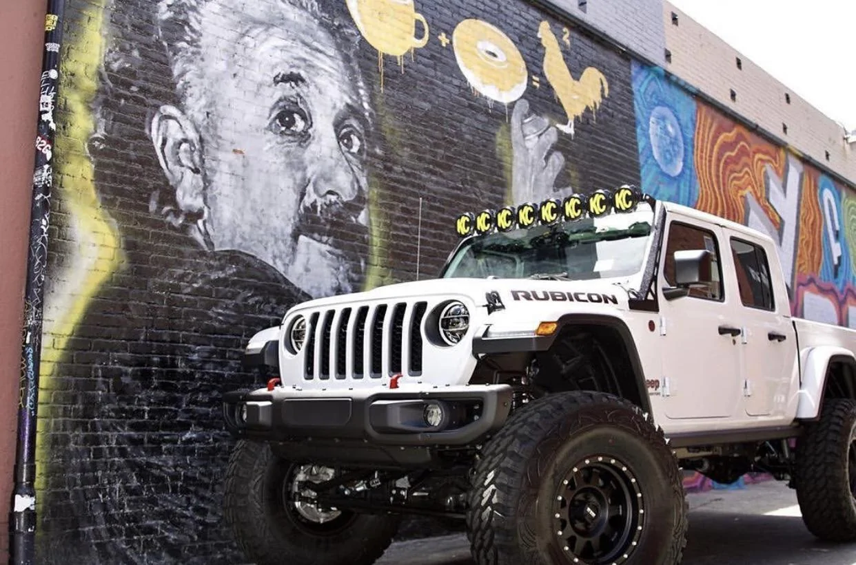 Jeep Gladiator BRIGHT WHITE Gladiator JT Club A428B921-CCC6-425F-BD2B-10A0B43D9BFC