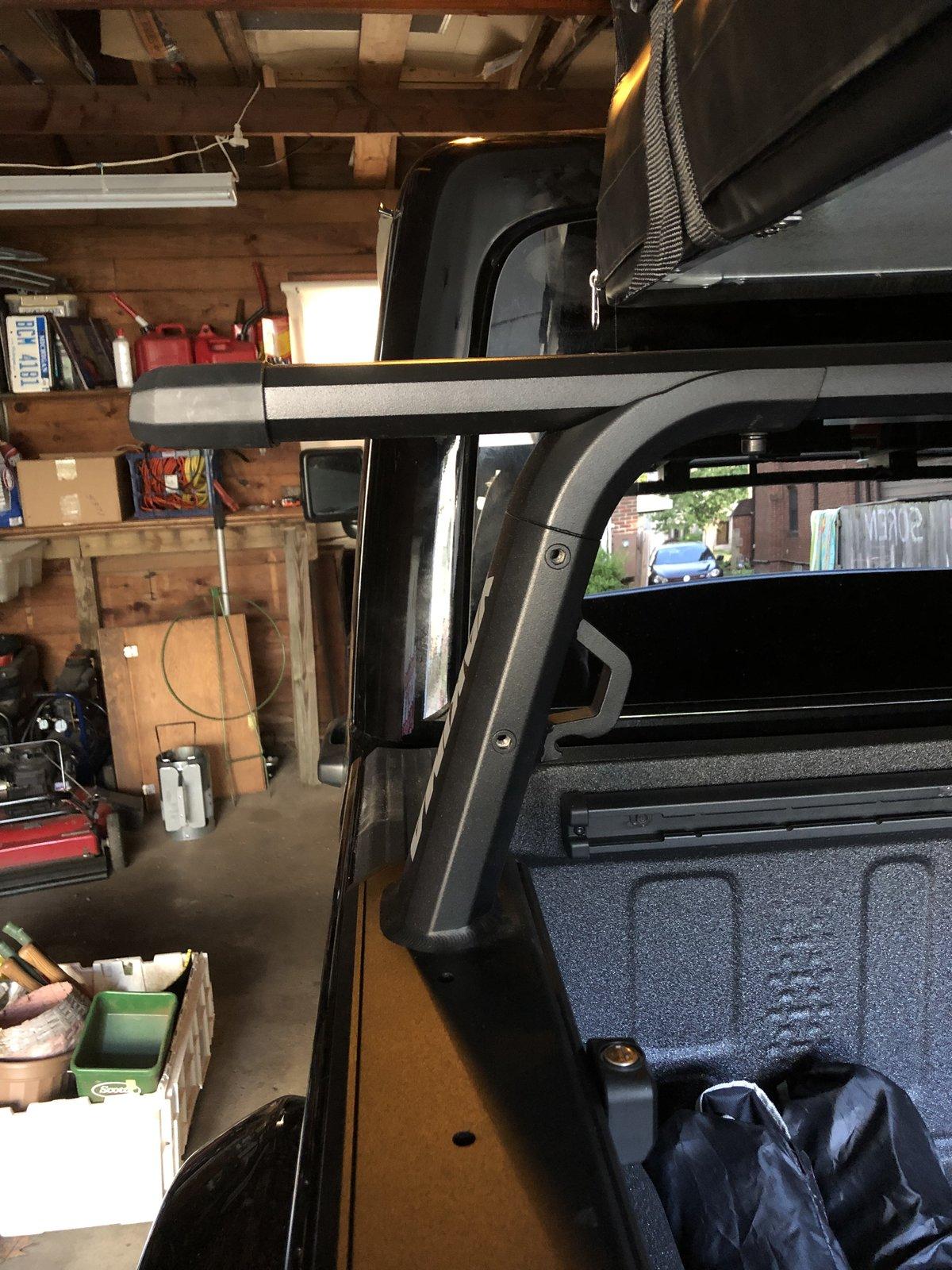 Jeep Gladiator Yakima Outpost HD w/ Skyrise 3 Roof Top Tent 3B618AE1-DD9A-43F3-A661-832AC6CBB8FD