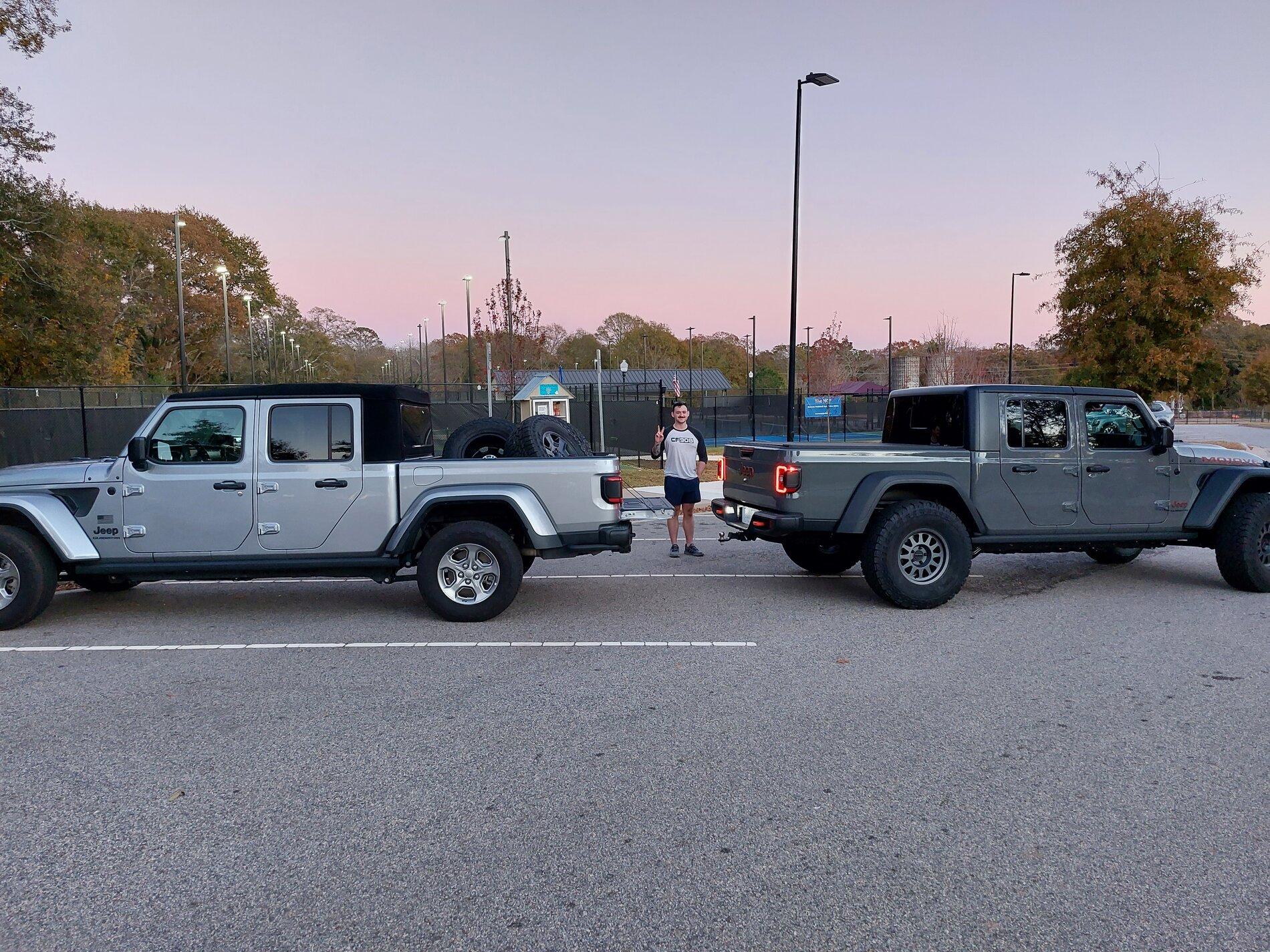 Jeep Gladiator Mojave Wildpeak AT3 wheels and tires take-offs with TPMS: Anywhere on east coast 20211122_173833