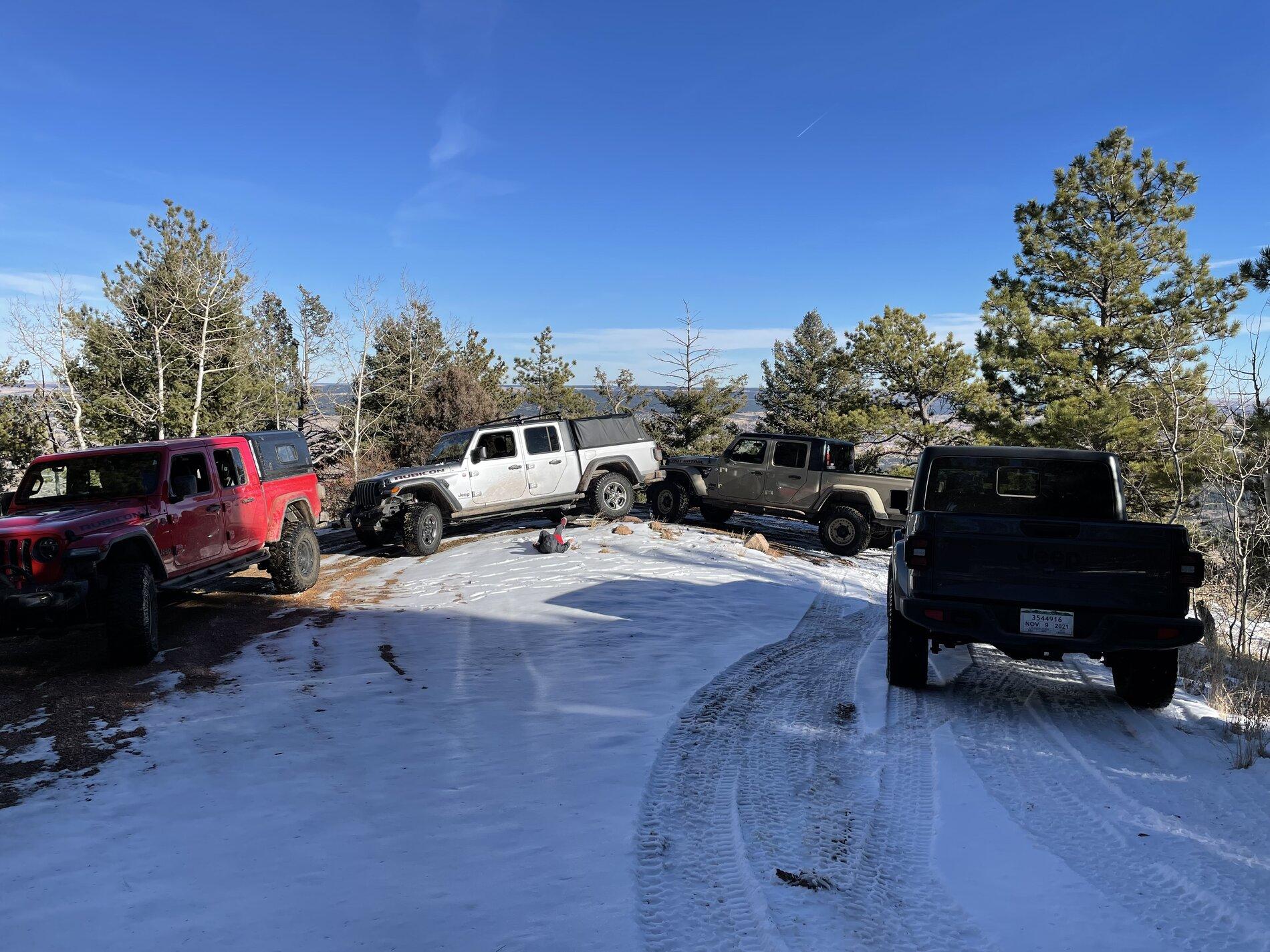 Jeep Gladiator Black Friday Wheeling 938AC65B-B40B-4C4A-A0DF-1911C6F49193