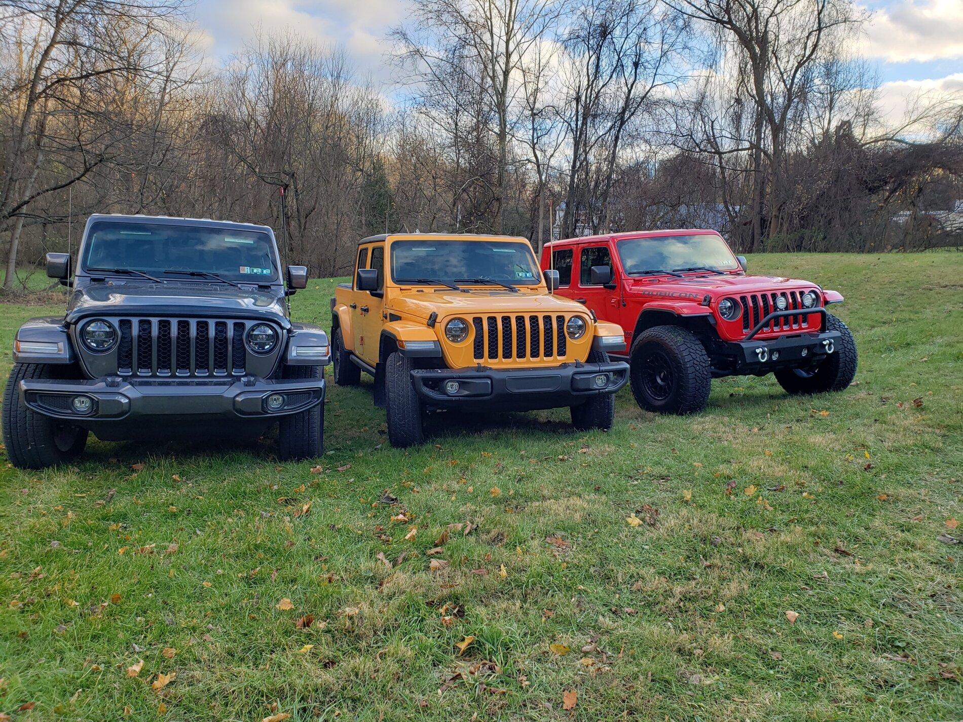 Jeep Gladiator Three Jeeps now.... 20211126_152228_resized_1