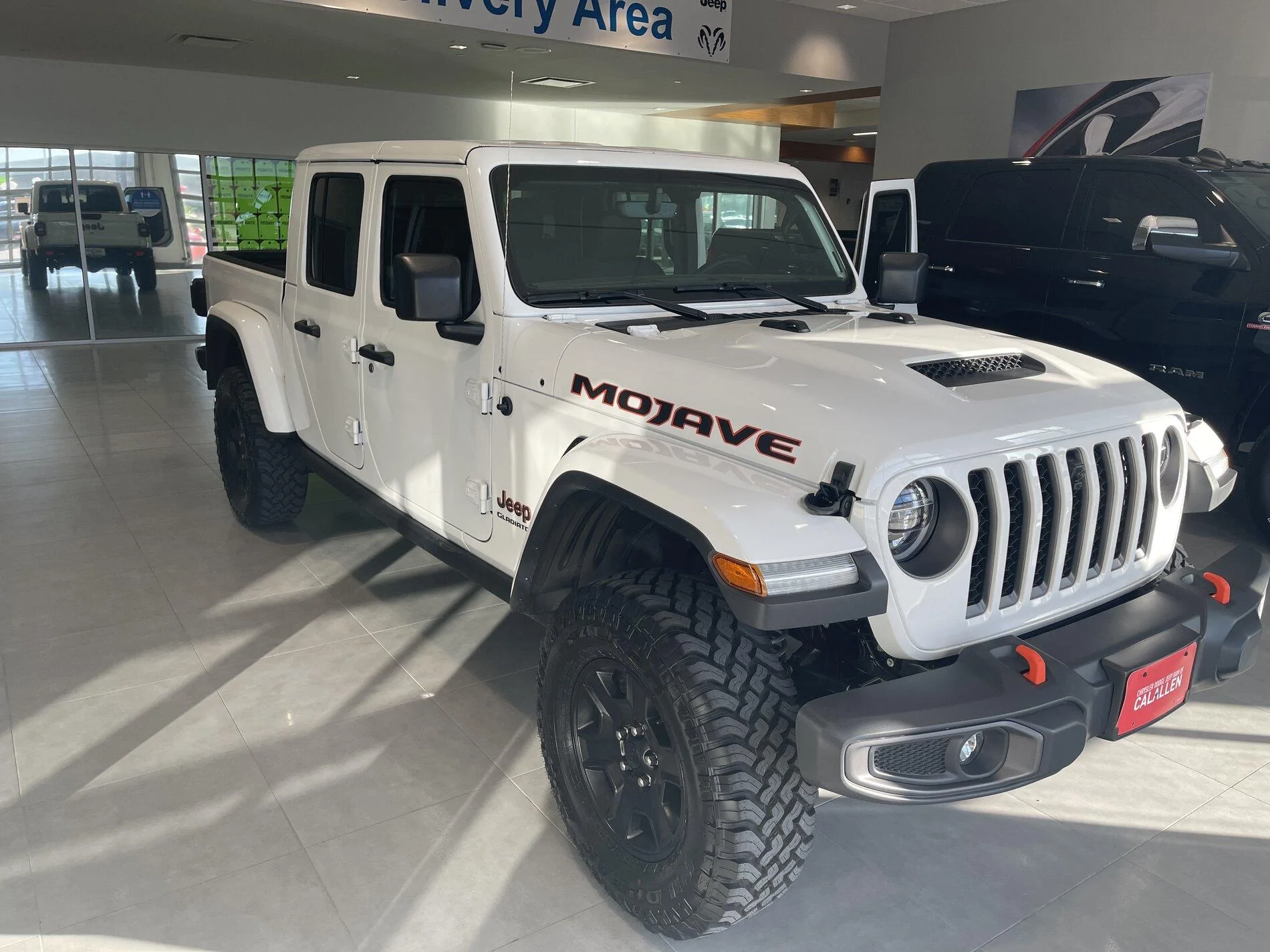 Jeep Gladiator MOJAVE Edition Gladiator JT Club 15093955-A02A-4108-8084-FD3C5B9403BC