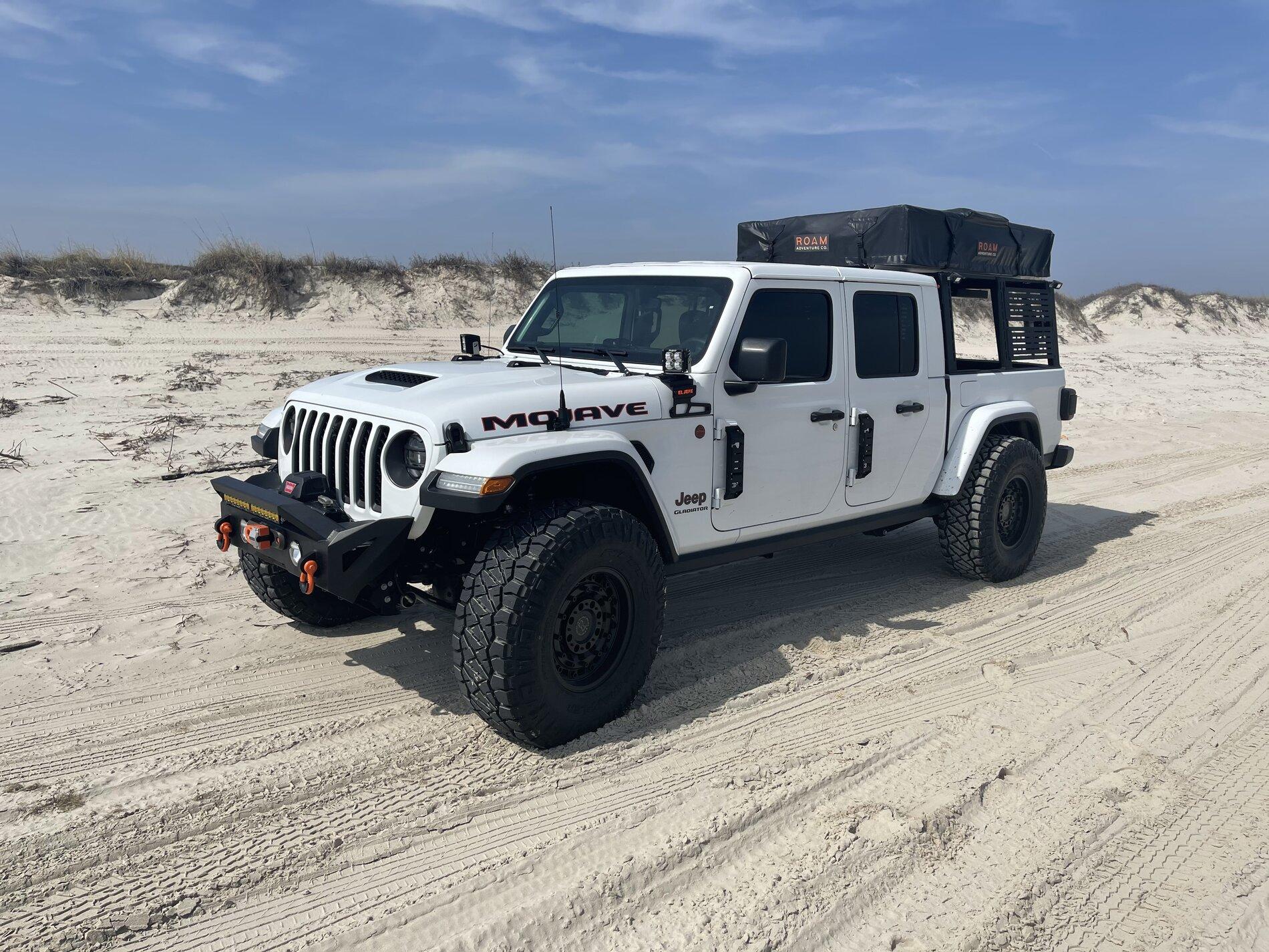 Jeep Gladiator MOJAVE Edition Gladiator JT Club 22AD129C-70ED-48F0-AF17-08F6DE79B6F9