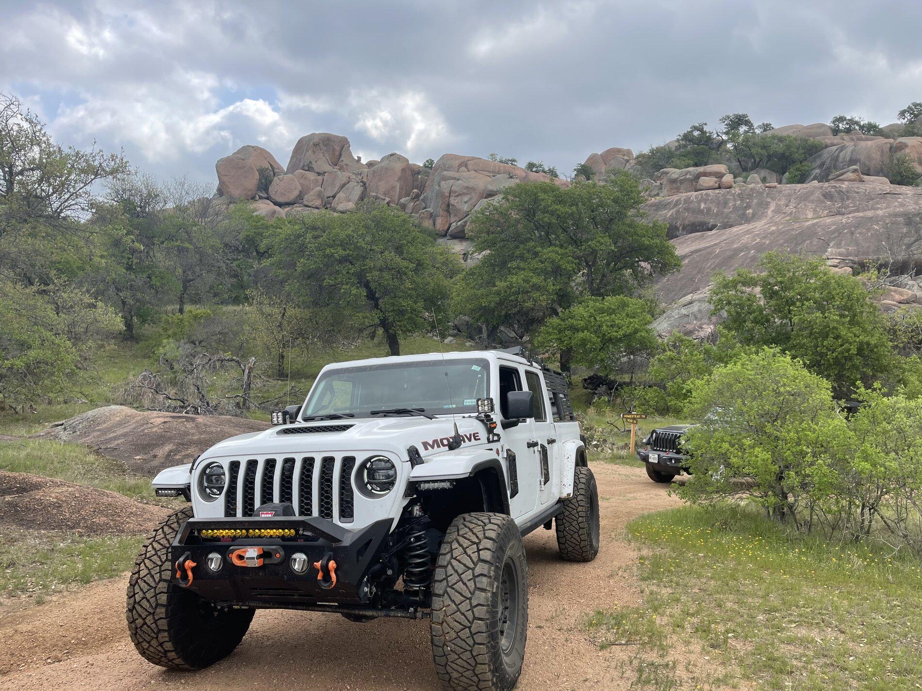 Jeep Gladiator Let's see those Mojave's and Mods F48F6319-FD33-4AF9-B87E-371211564422
