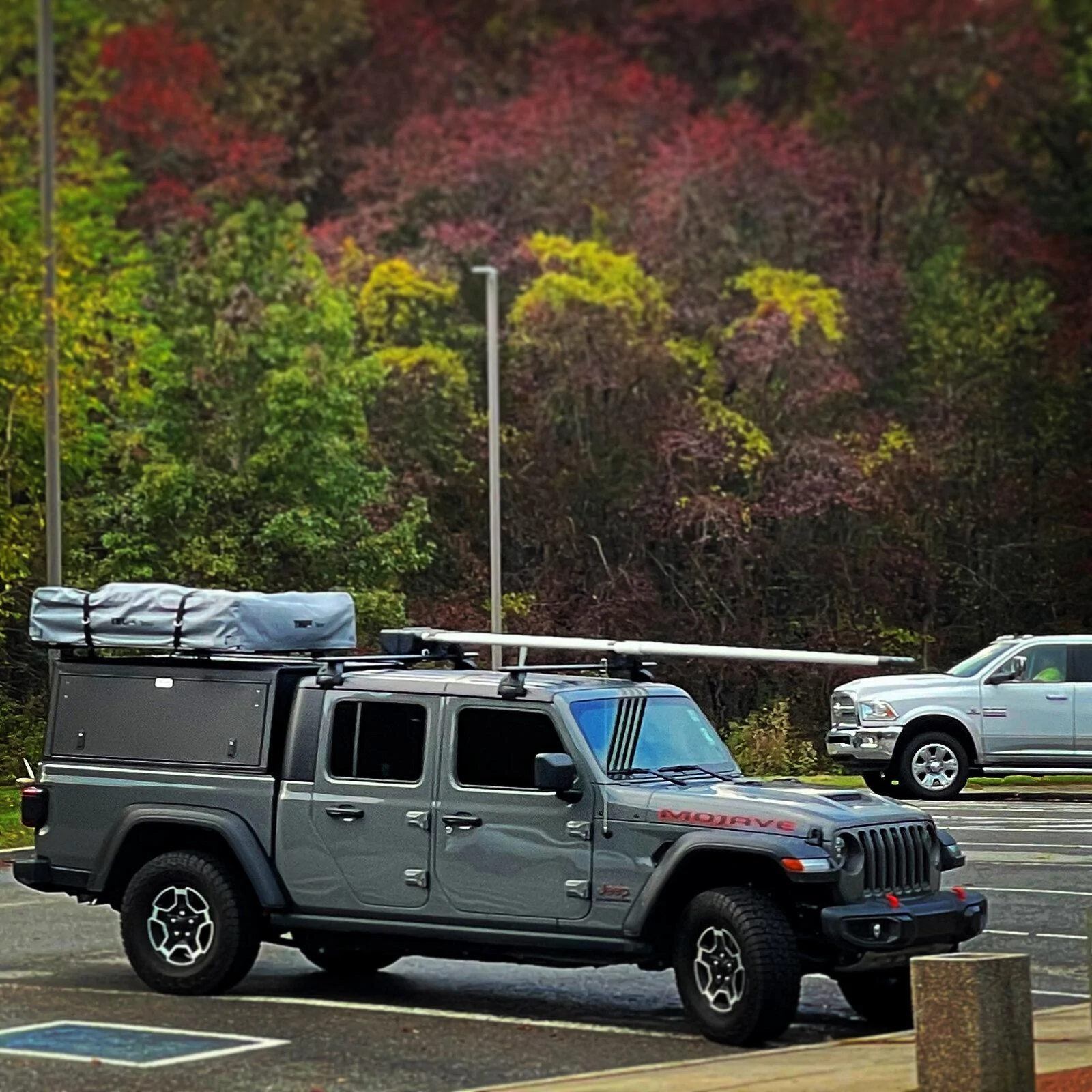 Jeep Gladiator Gladiator Glamour Shots 2E8FE0C9-3BEA-469C-8A98-5394B2FF7337