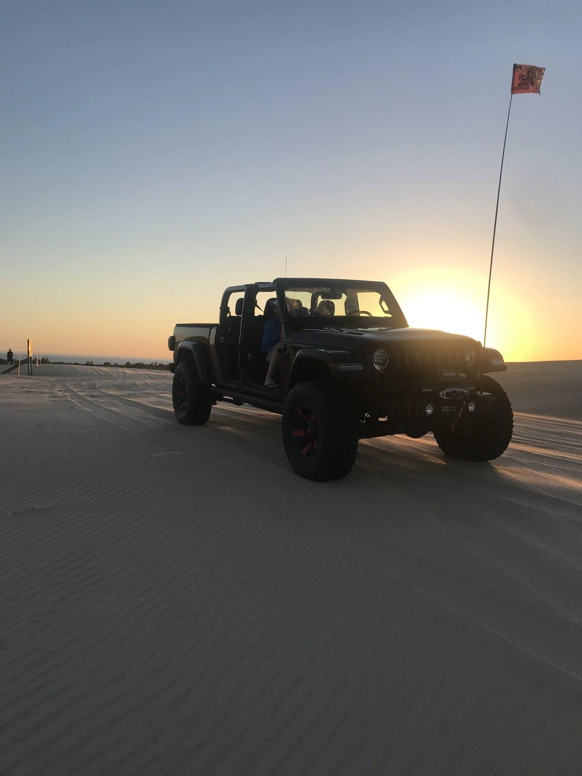 Jeep Gladiator Gladiator Glamour Shots 8F67E4B2-B000-4869-BD02-38AB1C14FE88