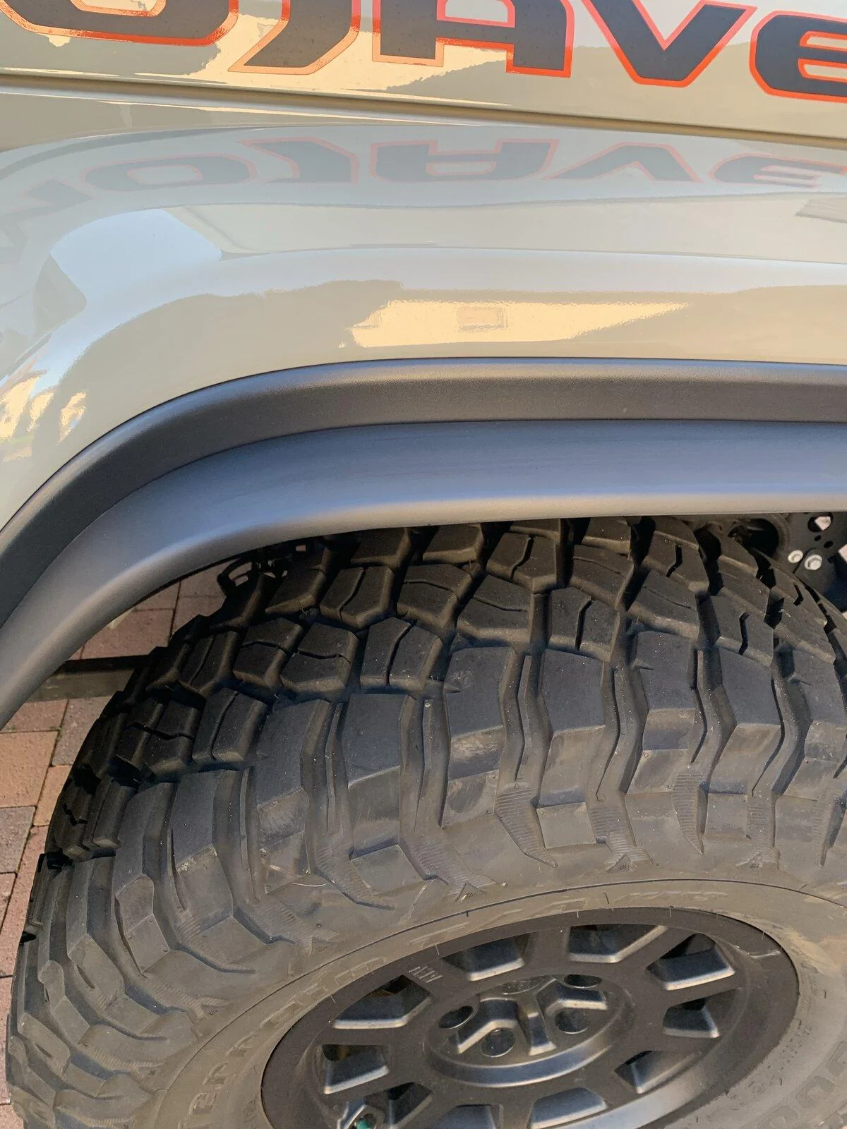 Jeep Gladiator Keeping door handles clean (extended fender flares?) IMG_9999