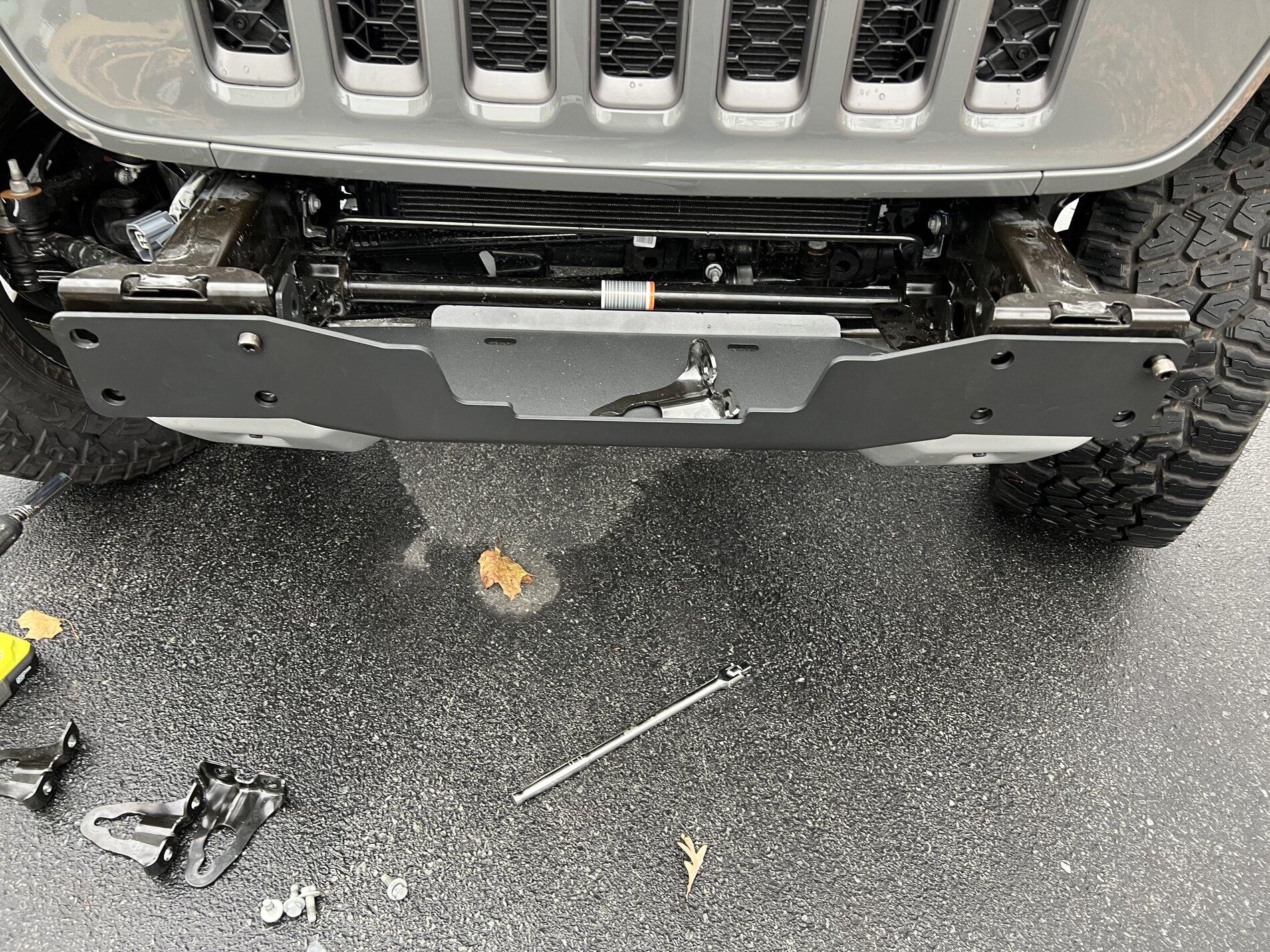 Jeep Gladiator 21 mojave JT Arcus install issues 1AE463DF-273E-4334-9A6D-41047F023A6F