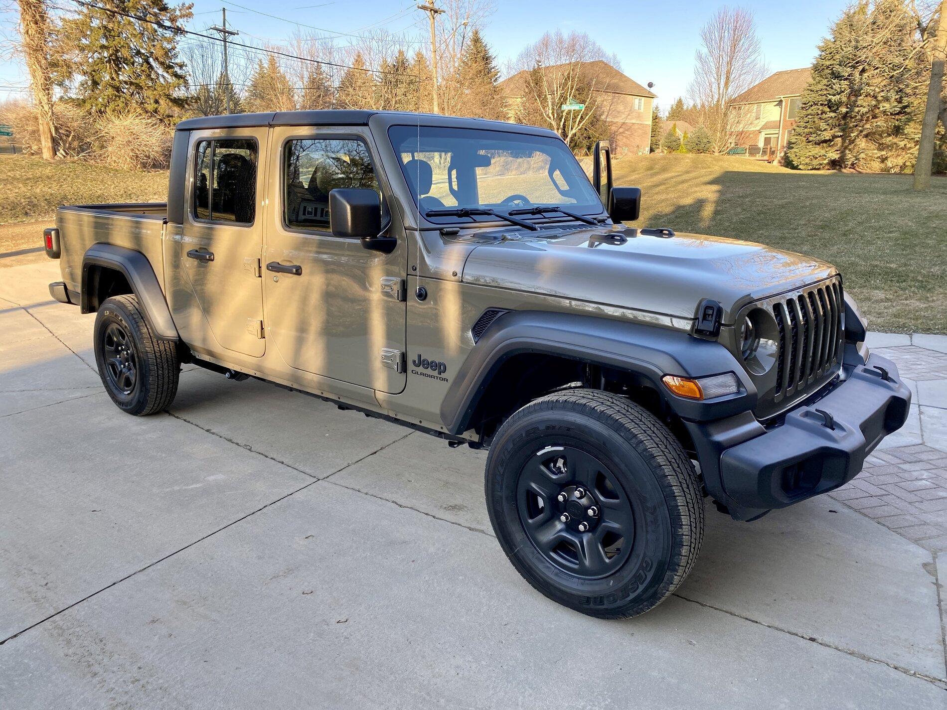 Jeep Gladiator Simple sport build- Mopar lift and KMC wheels 4B5675F2-5E7A-4BF0-B9C2-7E9E54367733