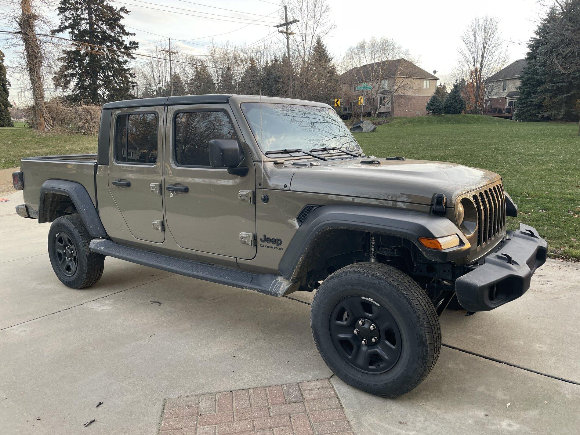 Jeep Gladiator Simple sport build- Mopar lift and KMC wheels 4F1ED3AD-348A-425C-9B59-BDC3D3F1CD9F