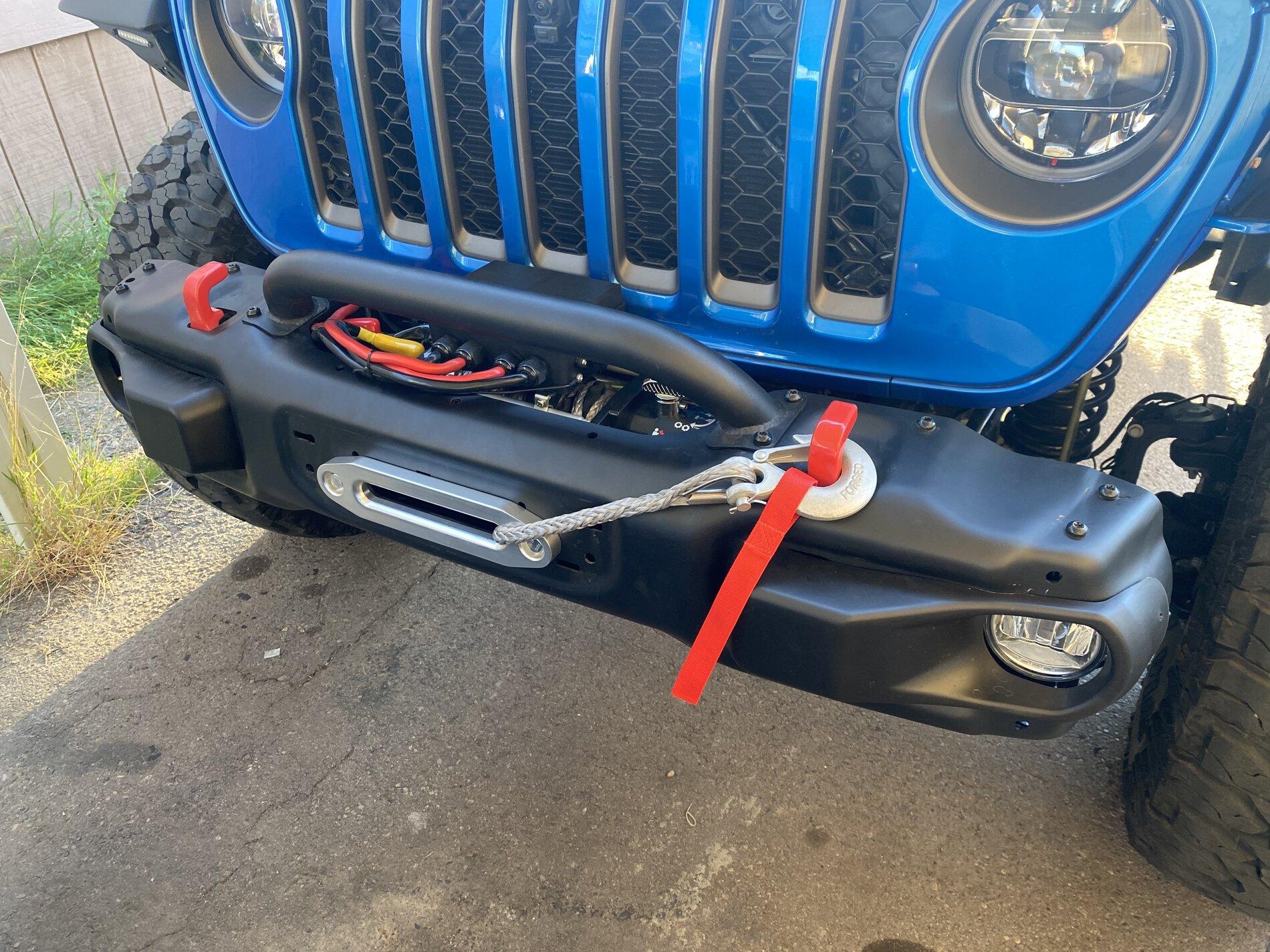 Jeep Gladiator Hydro Blue Diesel Rubicon  - “The Blue King” 03BF8103-396B-4FBE-8EC2-054979041442