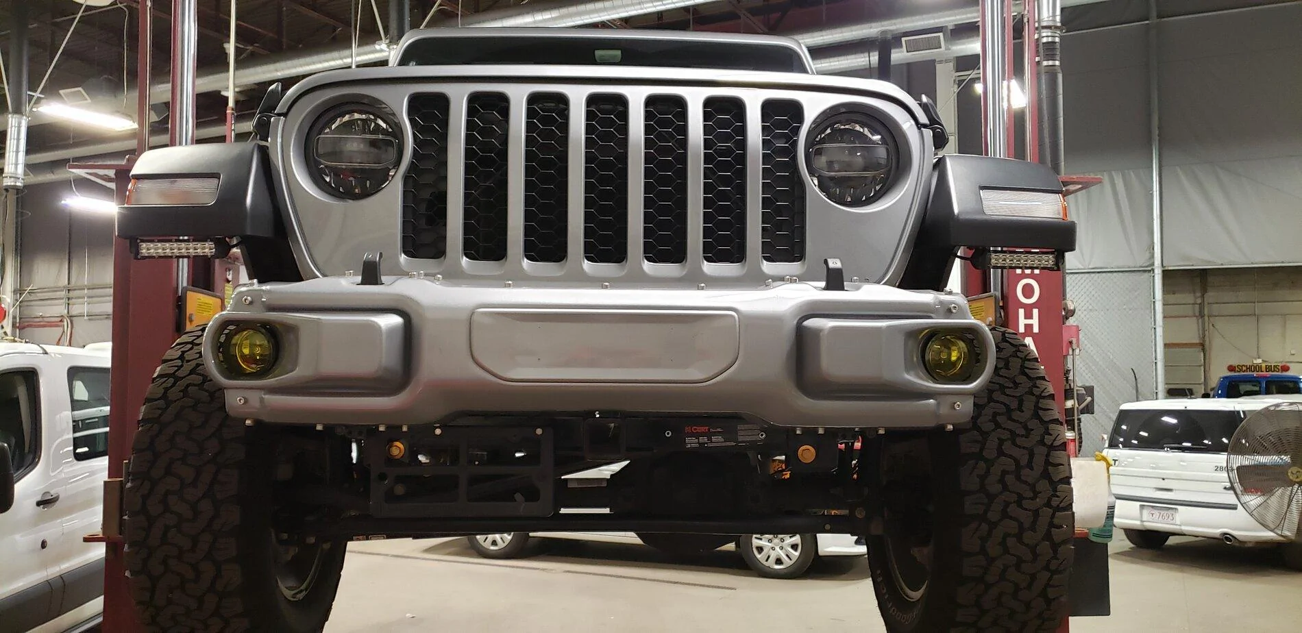 Jeep Gladiator Bull Bar for factory steel bumper YEEP3