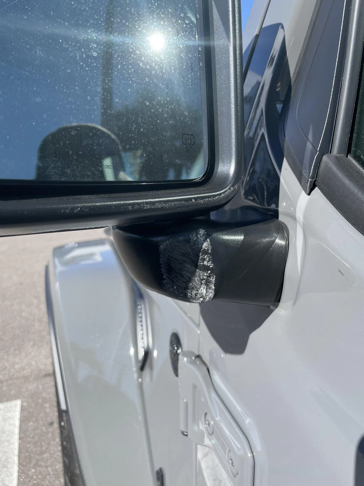 Jeep Gladiator DIY Fix or Dealer/Insurance? 38FE4F89-96A6-4C0D-A07D-7921C4724C38