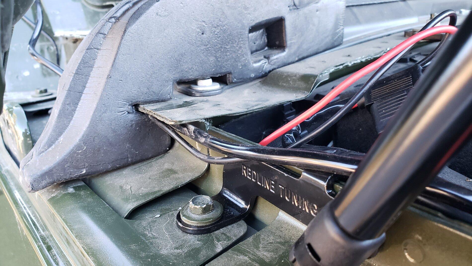 Jeep Gladiator Getting wires through grommet in firewall, any pointers? 20211129_152212