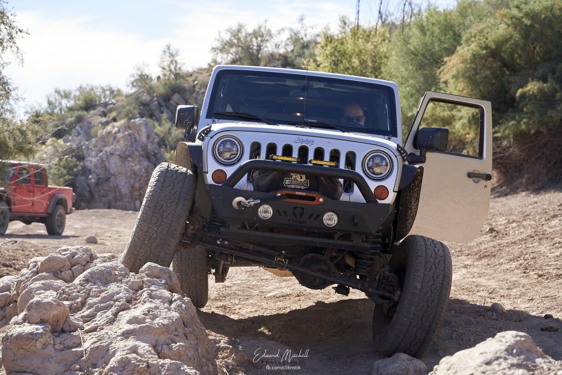 Jeep Gladiator Quick trail run in my hood DSC03240