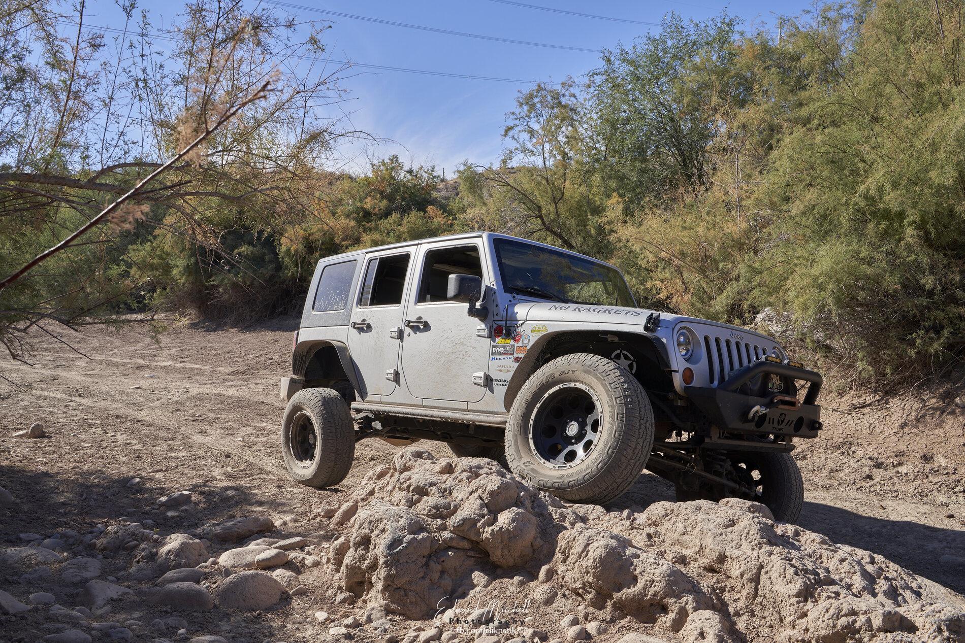 Jeep Gladiator Quick trail run in my hood DSC03245