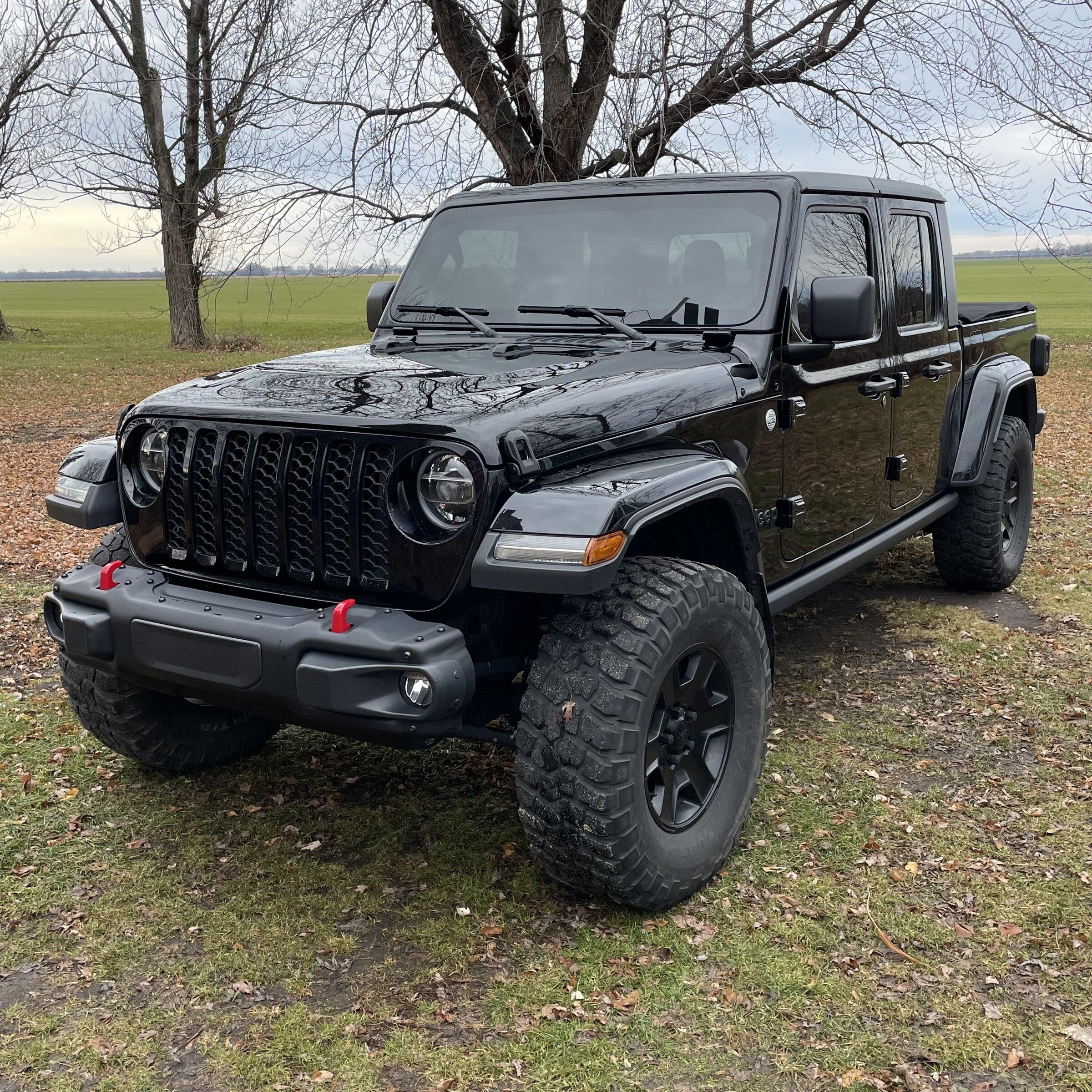 Jeep Gladiator BLACK Gladiator JT Club tempImageZncXpo